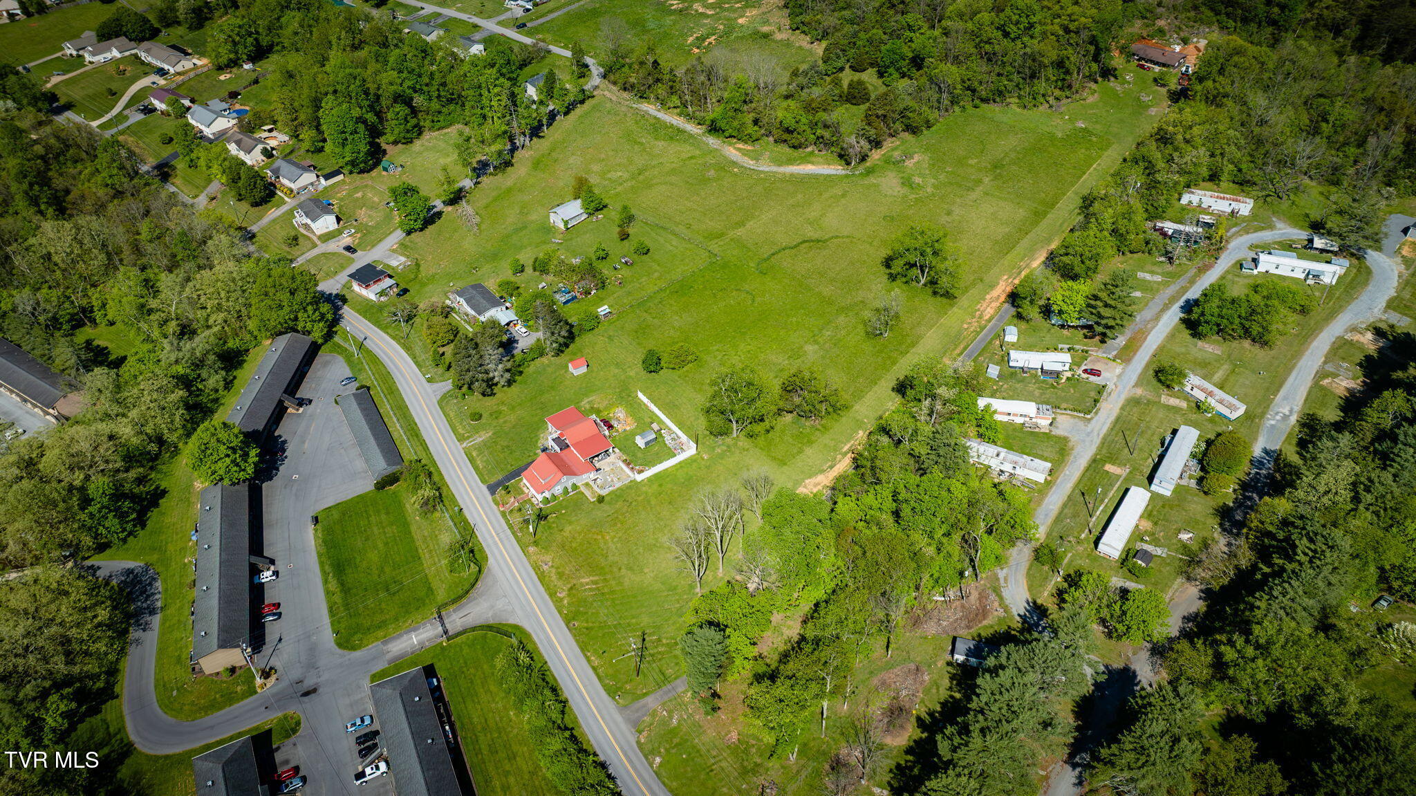 1000 Barber Road, Bristol, Tennessee image 3