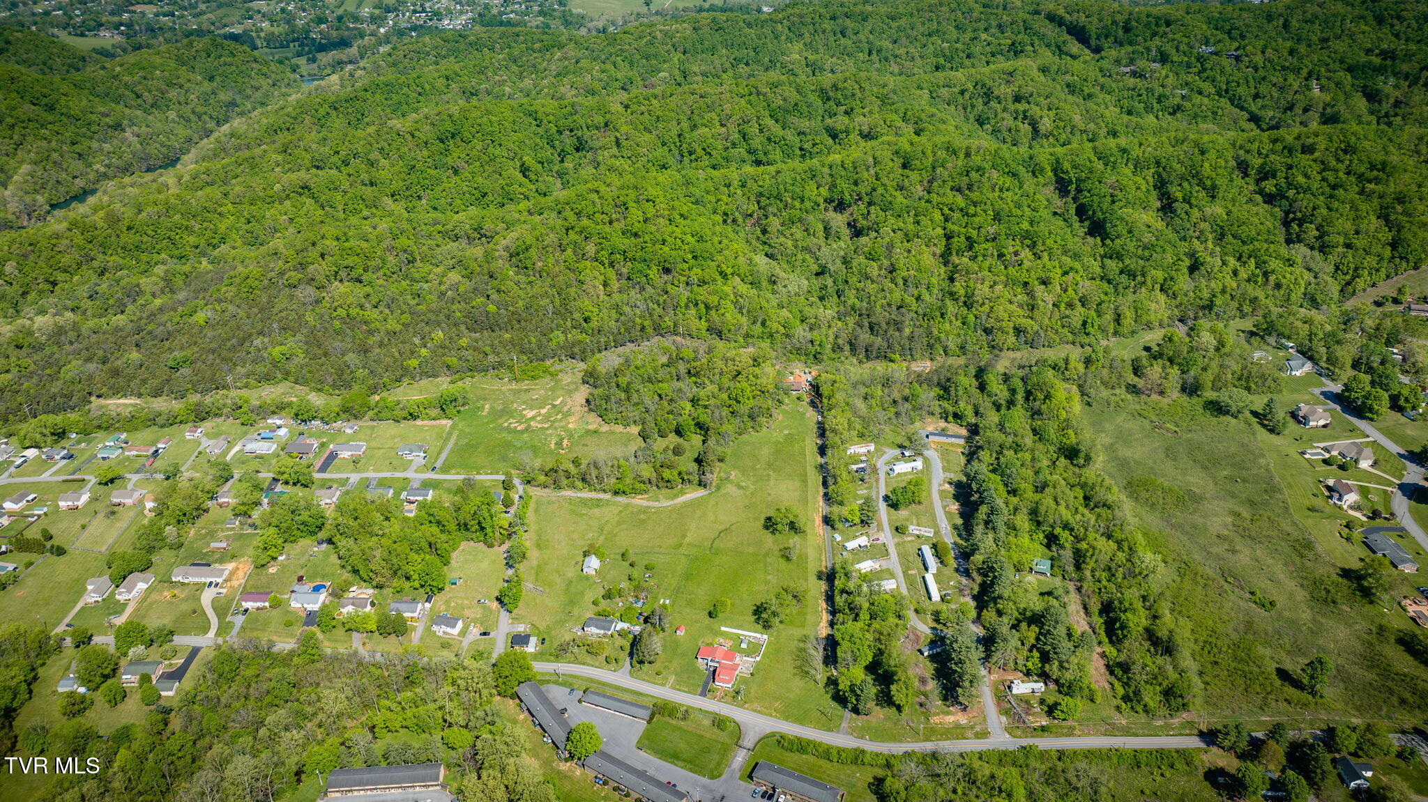 1000 Barber Road, Bristol, Tennessee image 8