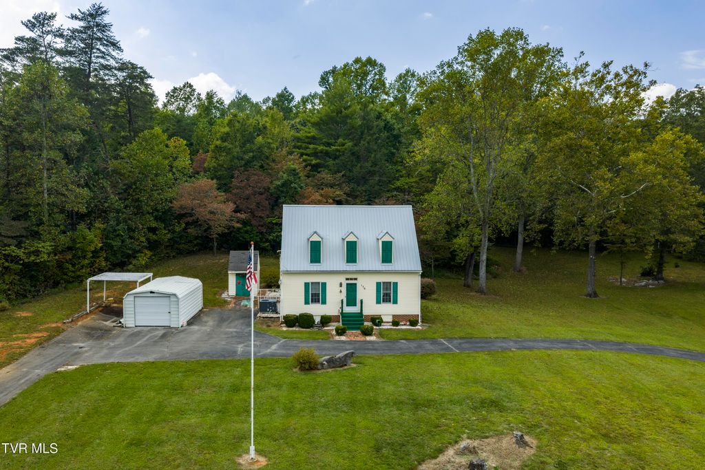 Photo of 170 Kelley Gap Road, Greeneville, TN 37743 (MLS # 9986309)