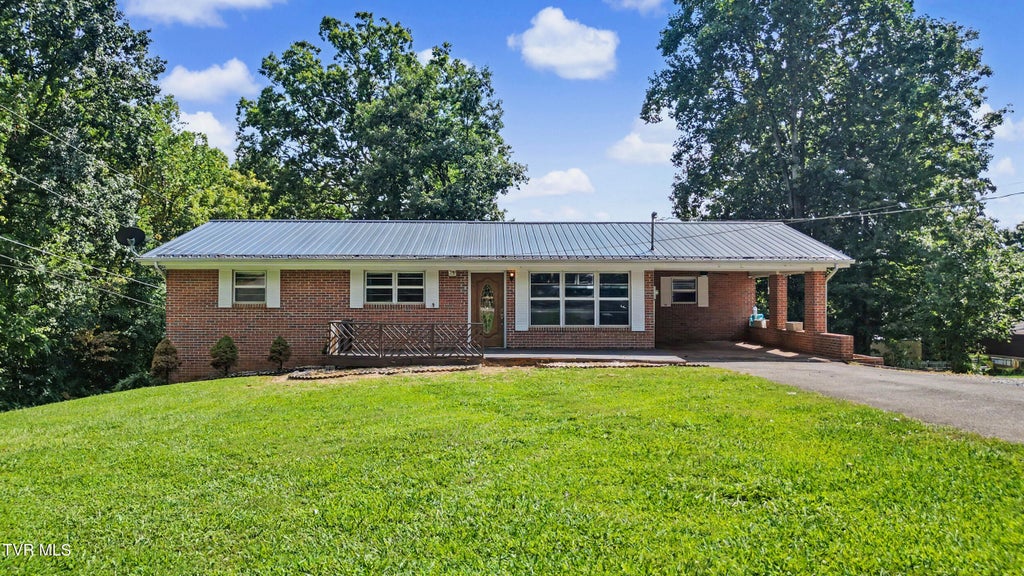 Photo of 15 Wilson Street, Mosheim, TN 37818 (MLS # 10000278)