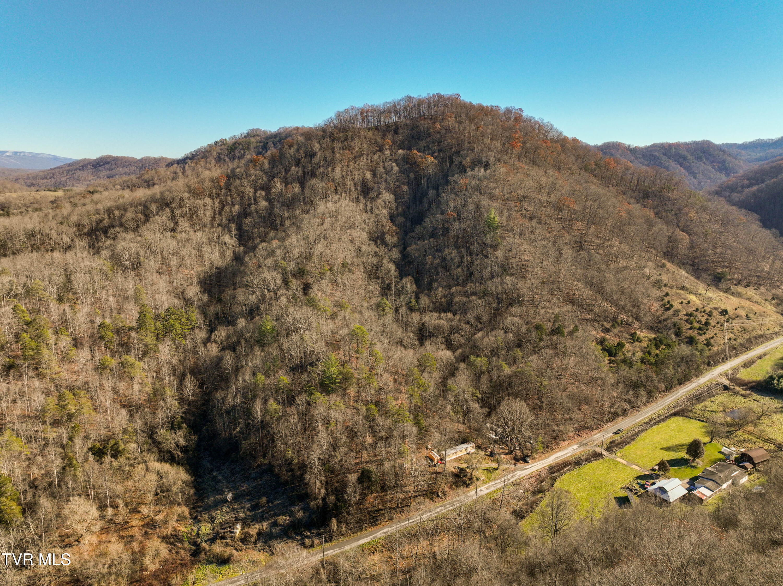 18353 Mccall Gap Road, Bristol, Virginia image 3