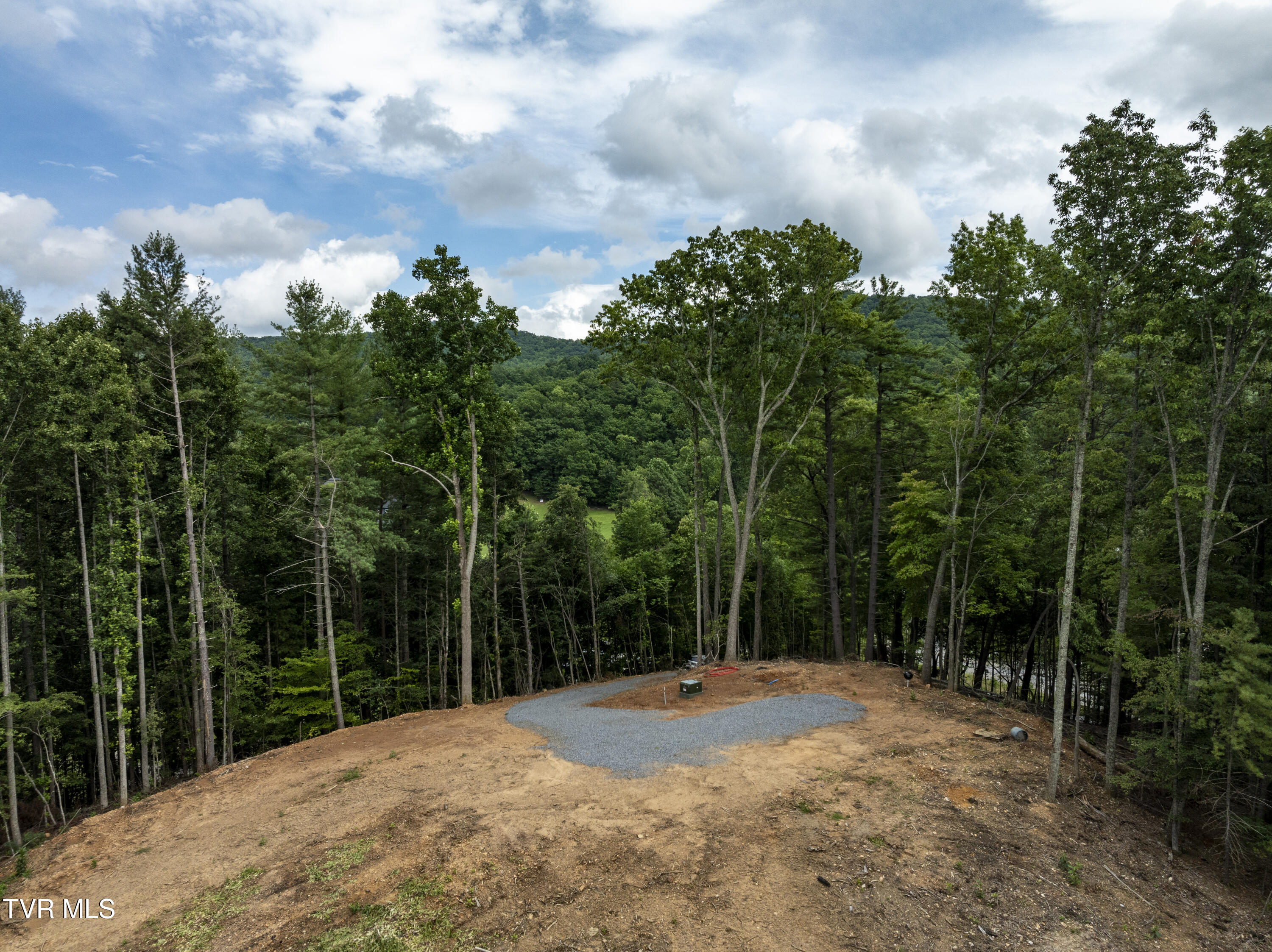 6495 Lazy Bear Lane, Unicoi, Tennessee image 33
