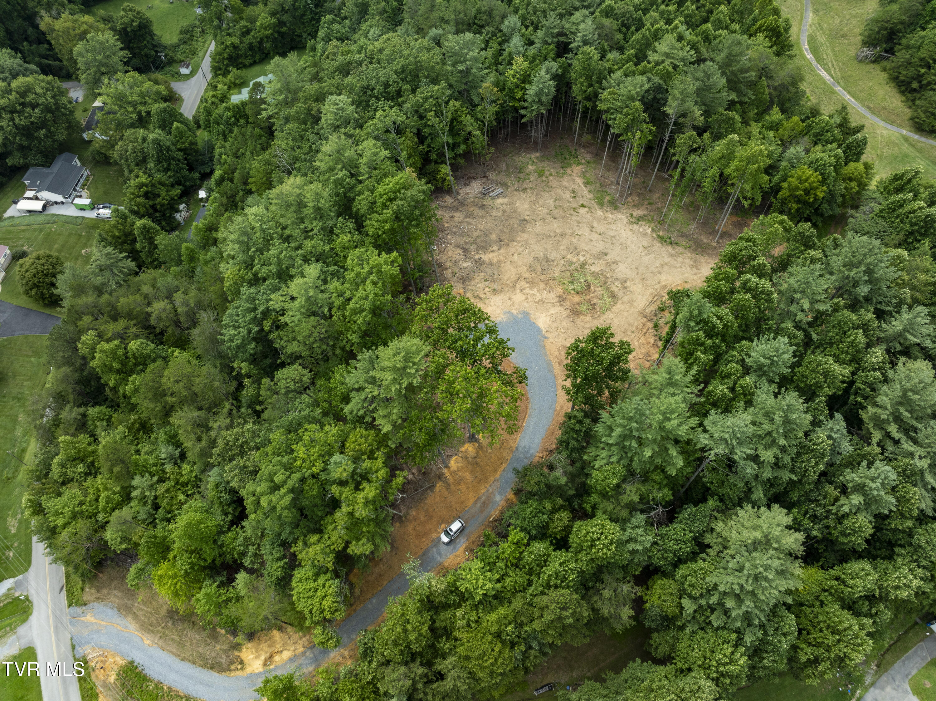 6495 Lazy Bear Lane, Unicoi, Tennessee image 13