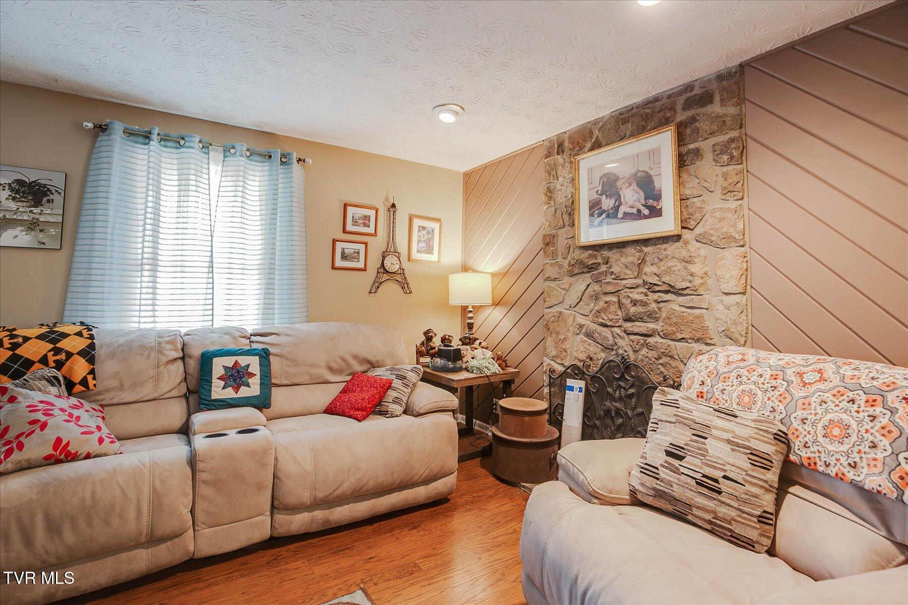 1621 Barnes Street, Kingsport, Tennessee image 9