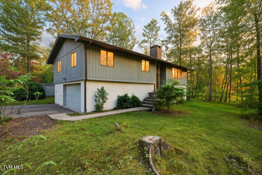 Photo of 158 Straughan Avenue, Wise, VA 24293 (MLS # 9987473)