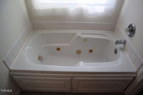Tiny photo for 1718 Concord Street, Johnson City, TN 37604 (MLS # 9985072)
