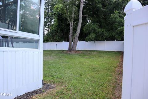 Tiny photo for 1718 Concord Street, Johnson City, TN 37604 (MLS # 9985072)