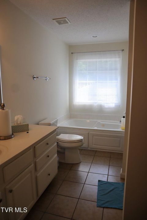 Tiny photo for 1718 Concord Street, Johnson City, TN 37604 (MLS # 9985072)