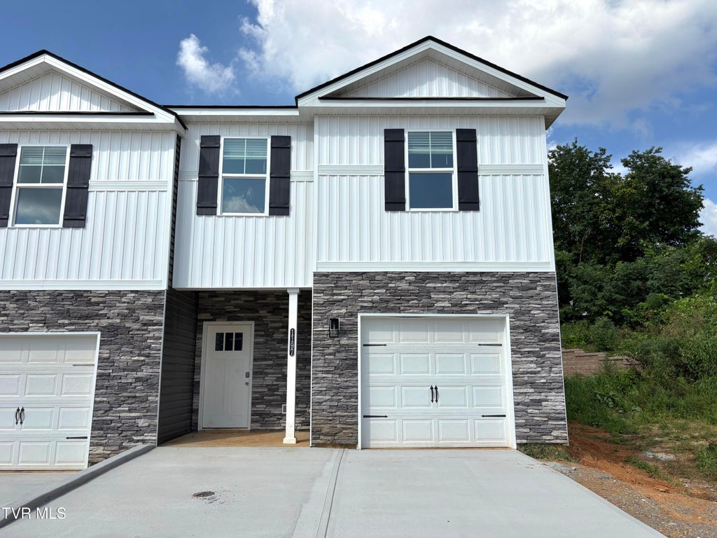 Photo of 1197 Wenna Way Way, Kingsport, TN 37664 (MLS # 9994241)