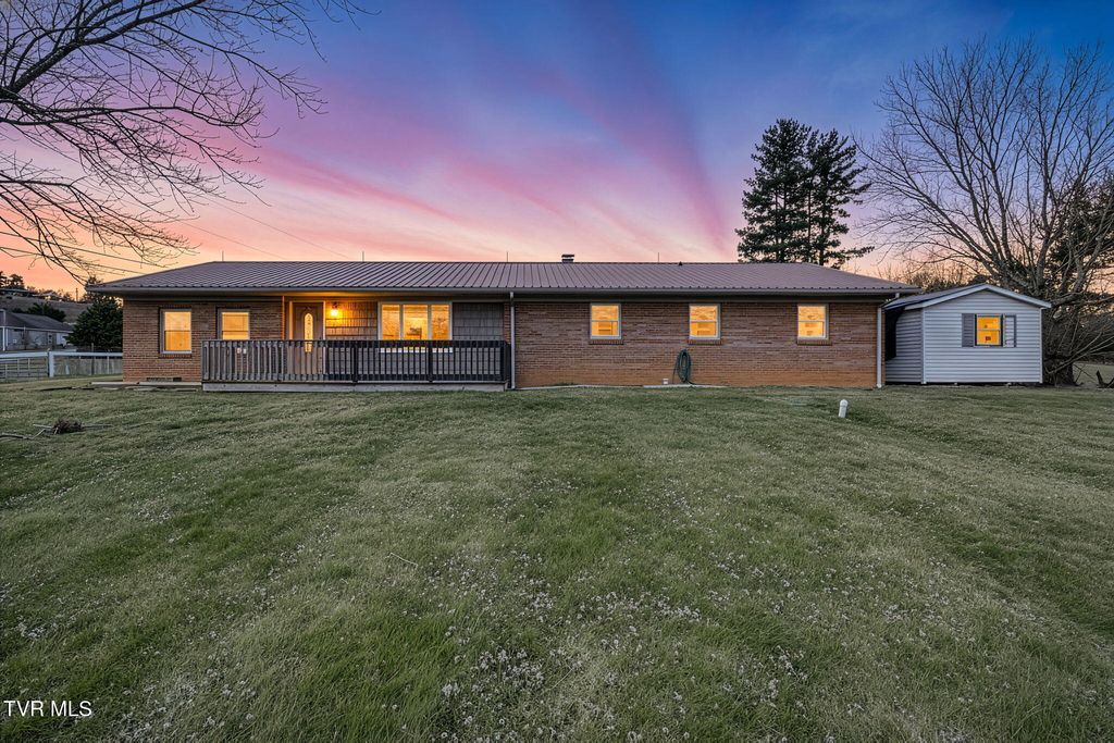 Photo of 2040 Warrensburg Road, Greeneville, TN 37743 (MLS # 9990138)