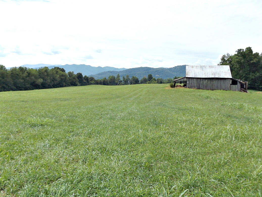 400 Airport Road, Elizabethton, Tennessee image 2