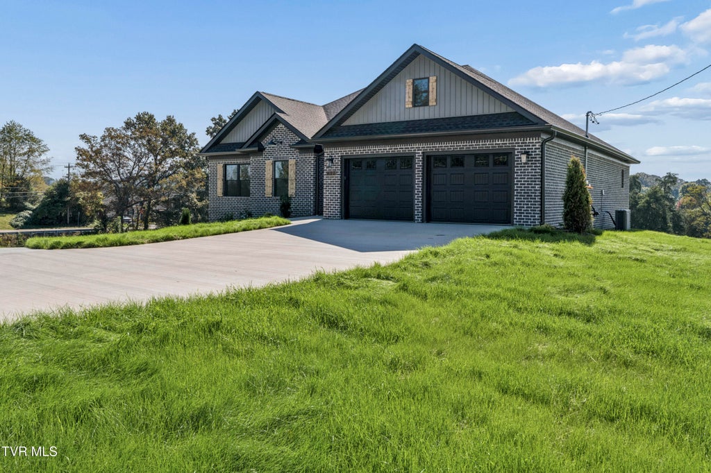 Photo of 677 Douglas Shed Road, Johnson City, TN 37615 (MLS # 10002463)