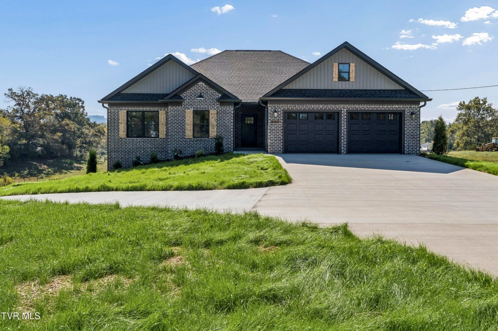 Photo of 677 Douglas Shed Road, Johnson City, TN 37615 (MLS # 10002463)