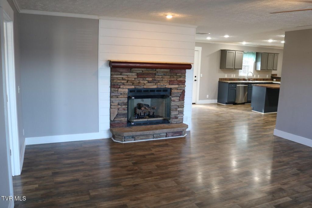 Photo of 30 Willow Creek Lane, Greeneville, TN 37743 (MLS # 9990337)