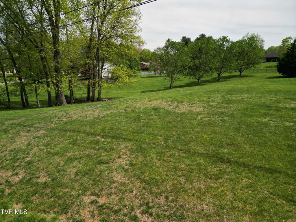 Photo of 281 Rangewood Road, Piney Flats, TN 37686 (MLS # 9994126)