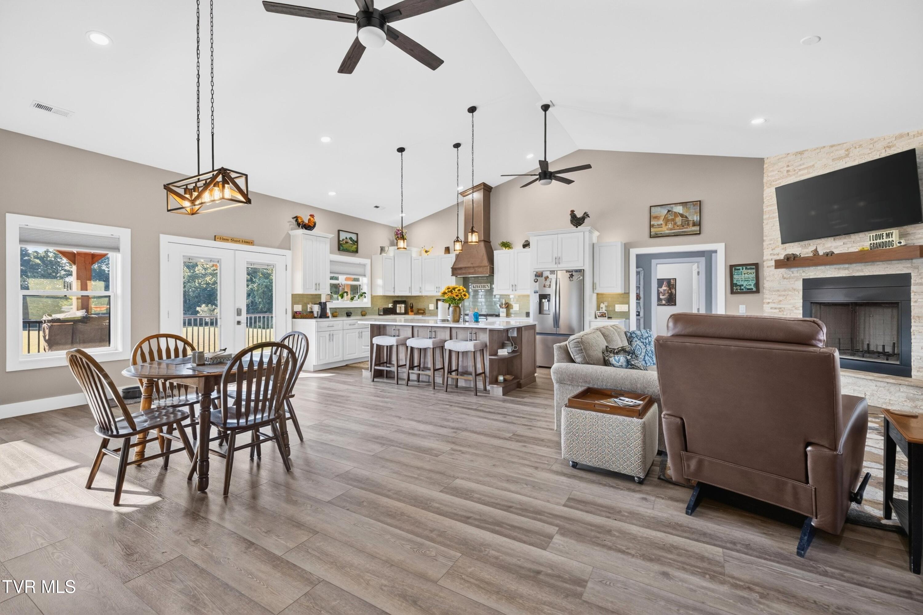 3830 Copper Ridge Road