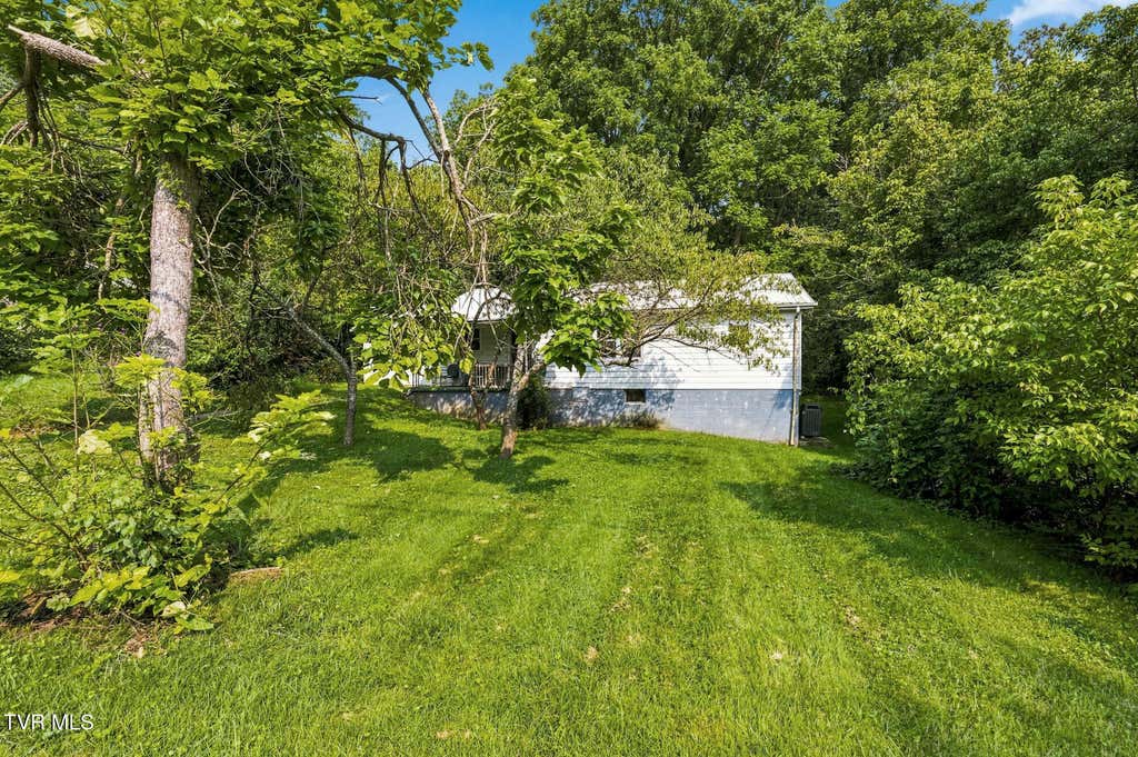 Photo of 291 Emmett Way, Bristol, TN 37620 (MLS # 9998883)