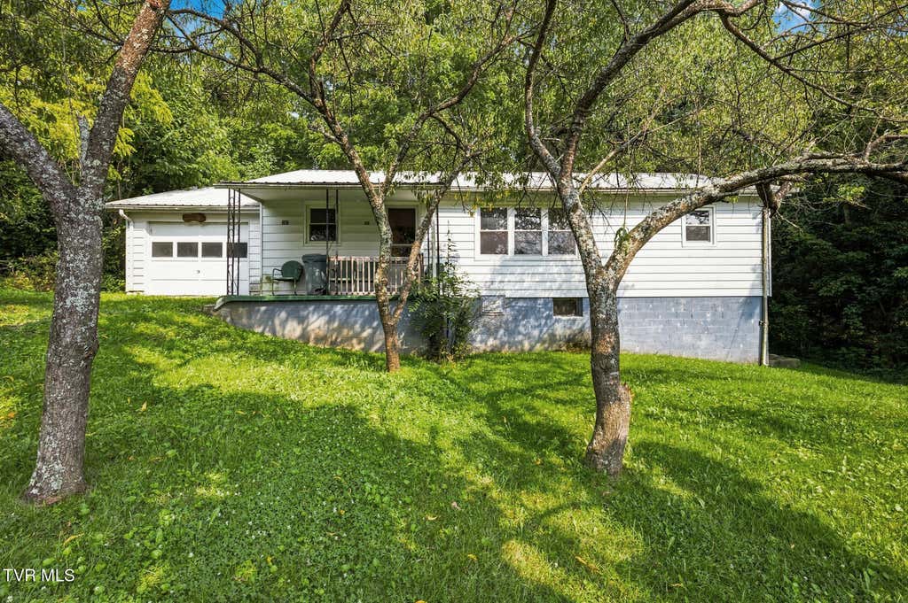 Photo of 291 Emmett Way, Bristol, TN 37620 (MLS # 9998883)