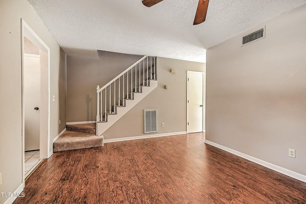 Photo of 1476 Tn-126 #A1, Bristol, TN 37620 (MLS # 9990775)