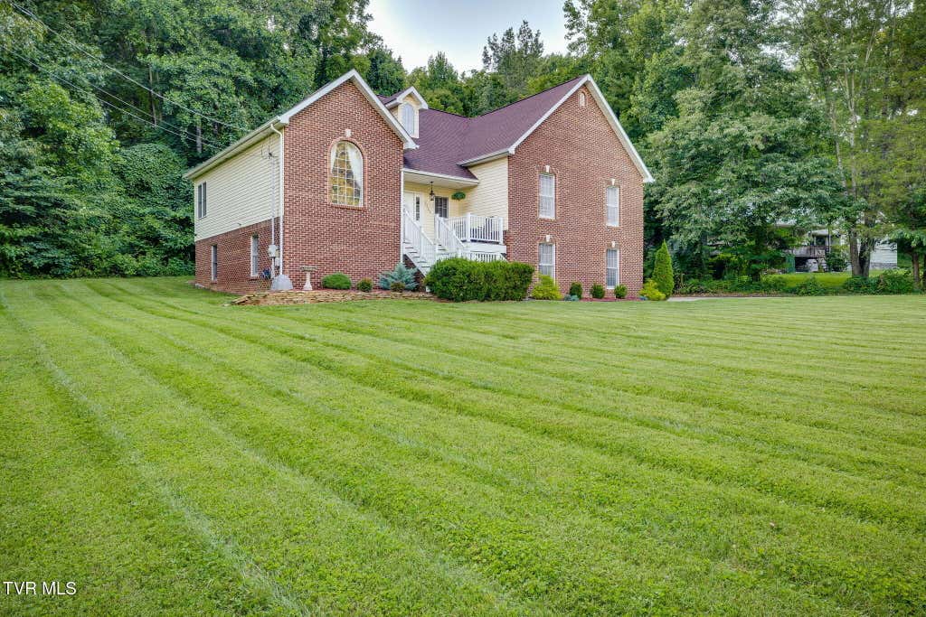 Photo of 2323 Wynwood Drive, Jonesborough, TN 37659 (MLS # 9997768)