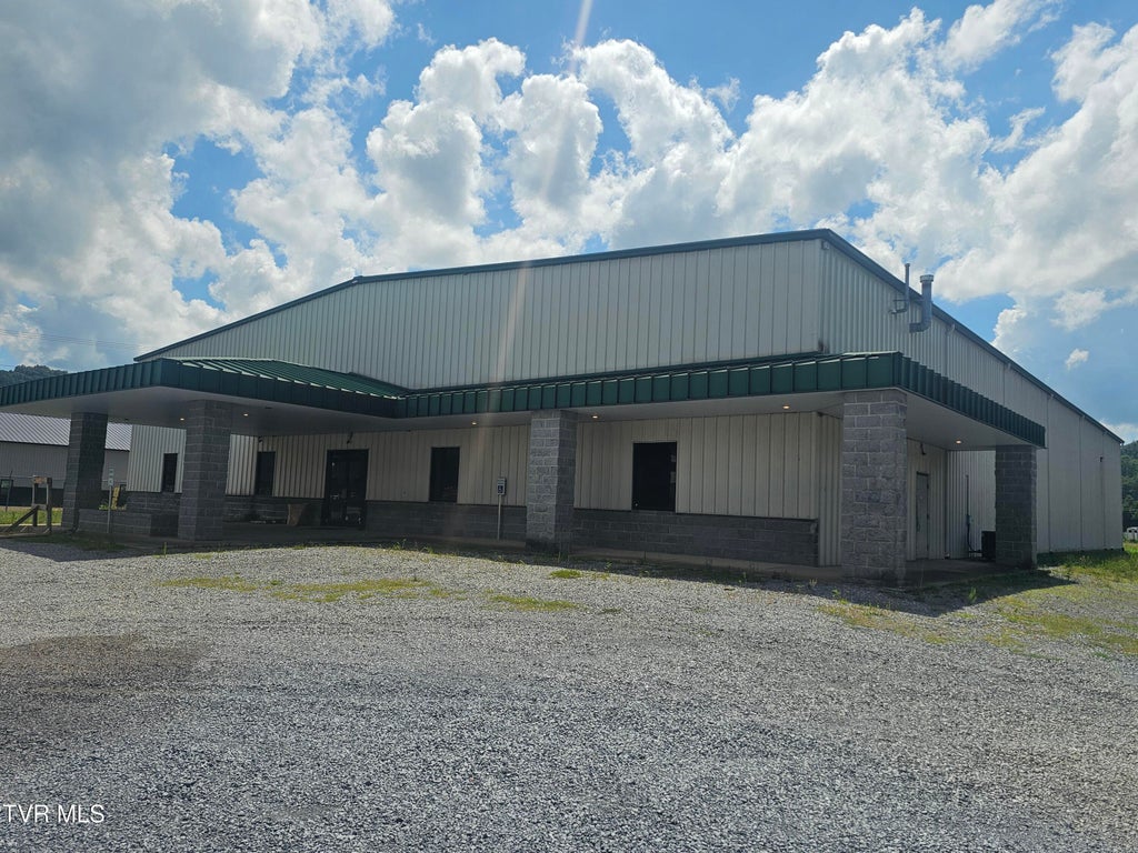 Photo of 152 Judge Don Lewis Boulevard, Elizabethton, TN 37643 (MLS # 9999356)
