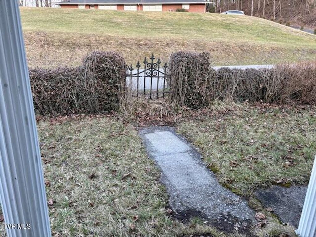 Photo of 503 Spring Avenue, Wise, VA 24293 (MLS # 9977027)