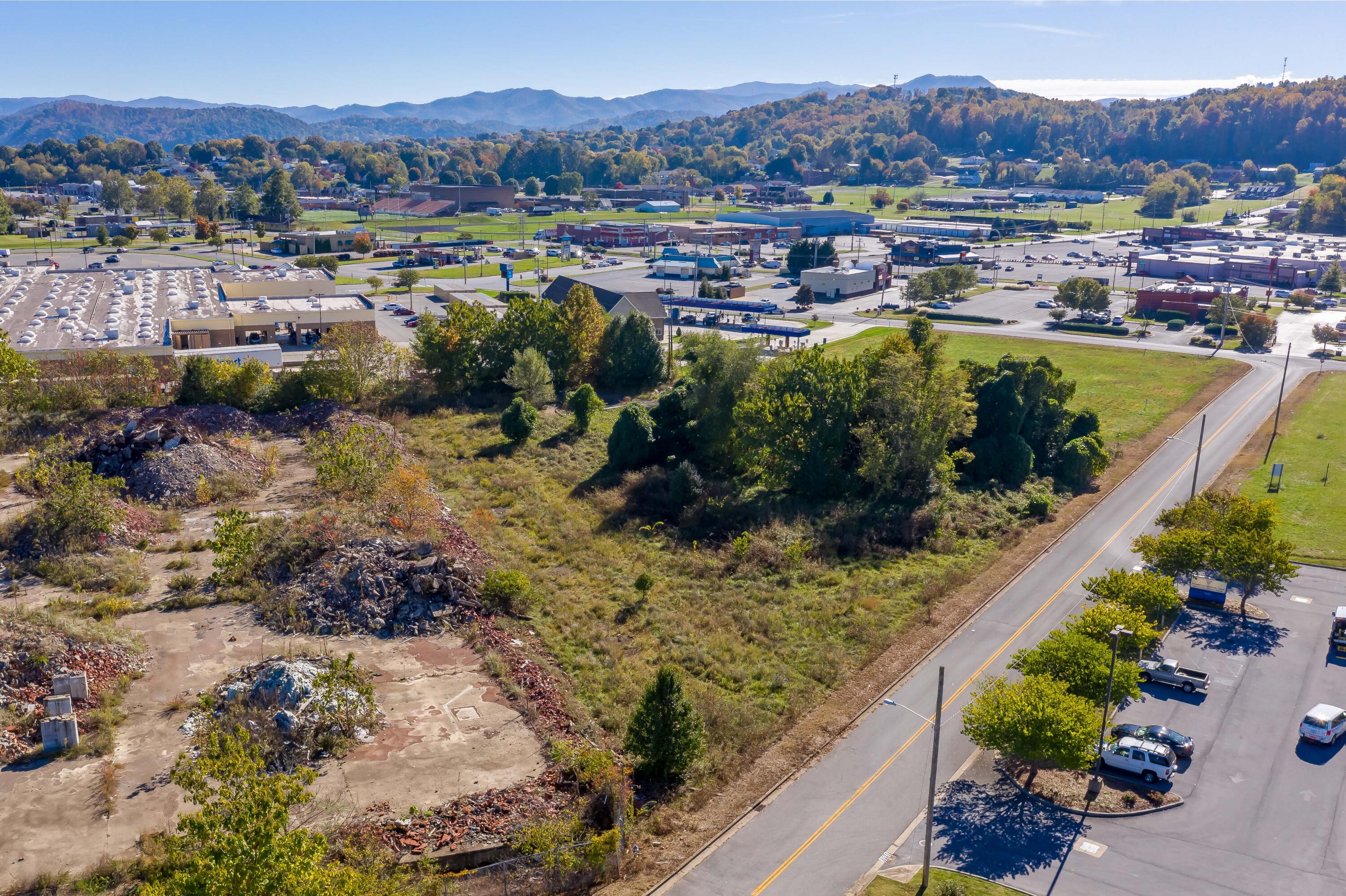 Elizabethton, Tennessee 37643, United States, ,Land,Pending,69162
