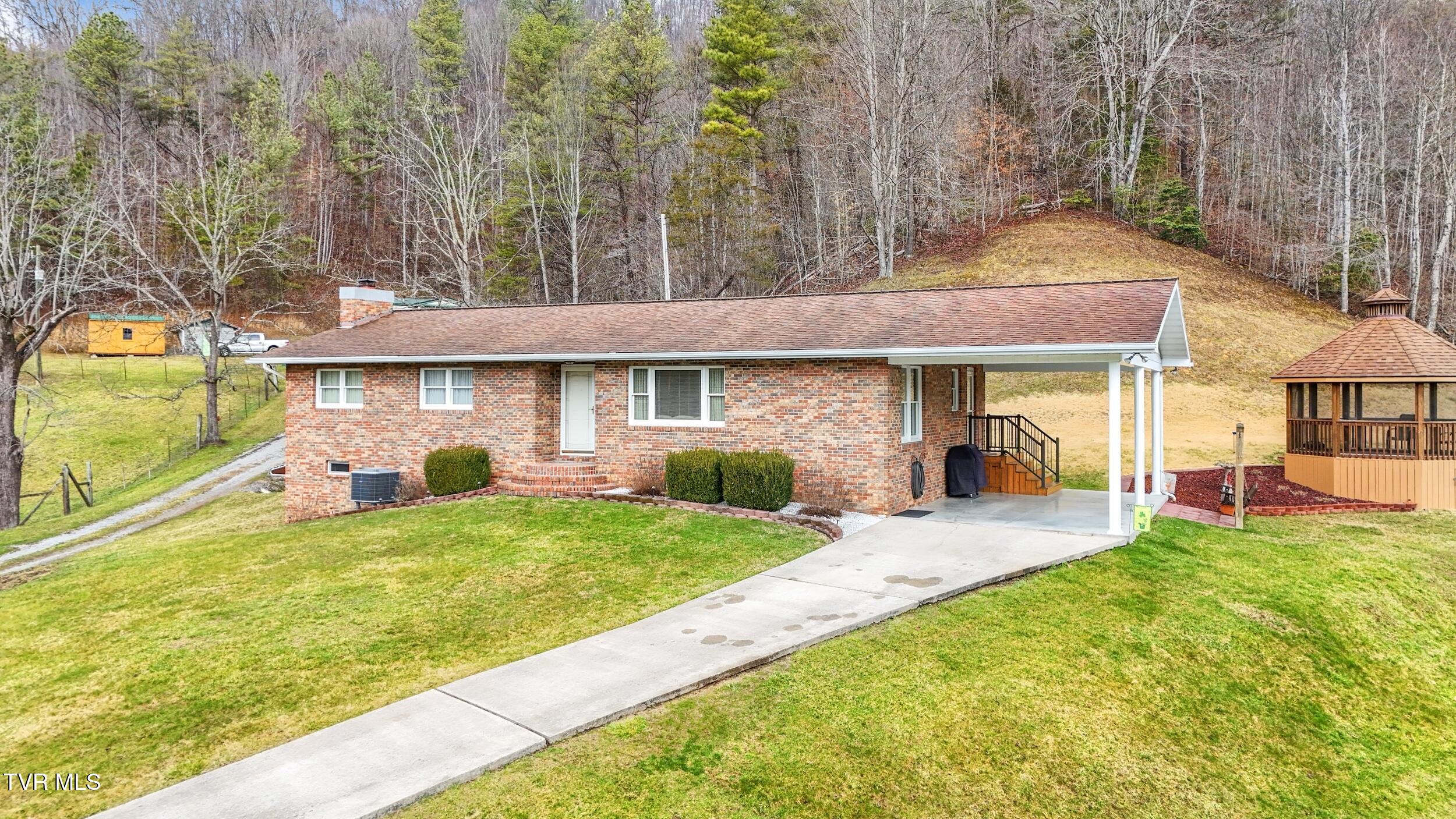 193 Old Barn Road, Clintwood, Virginia image 3