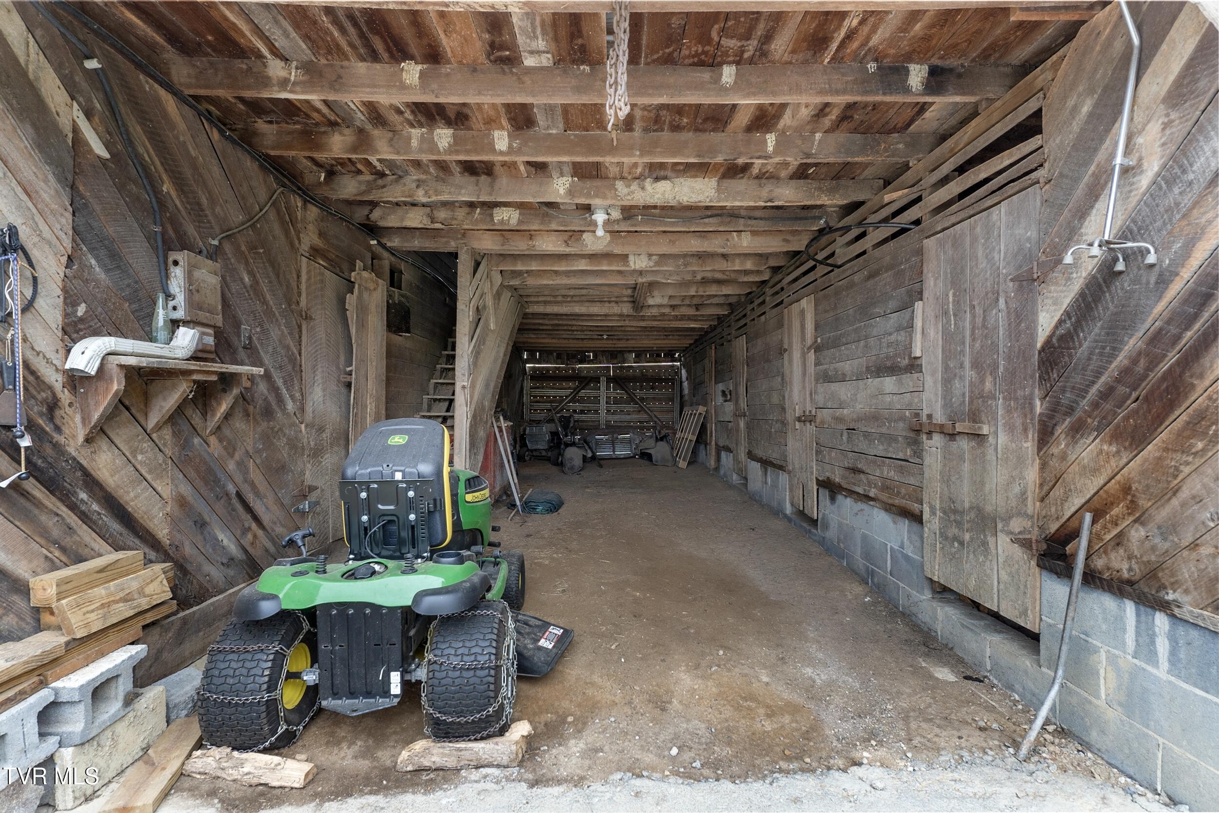193 Old Barn Road, Clintwood, Virginia image 46