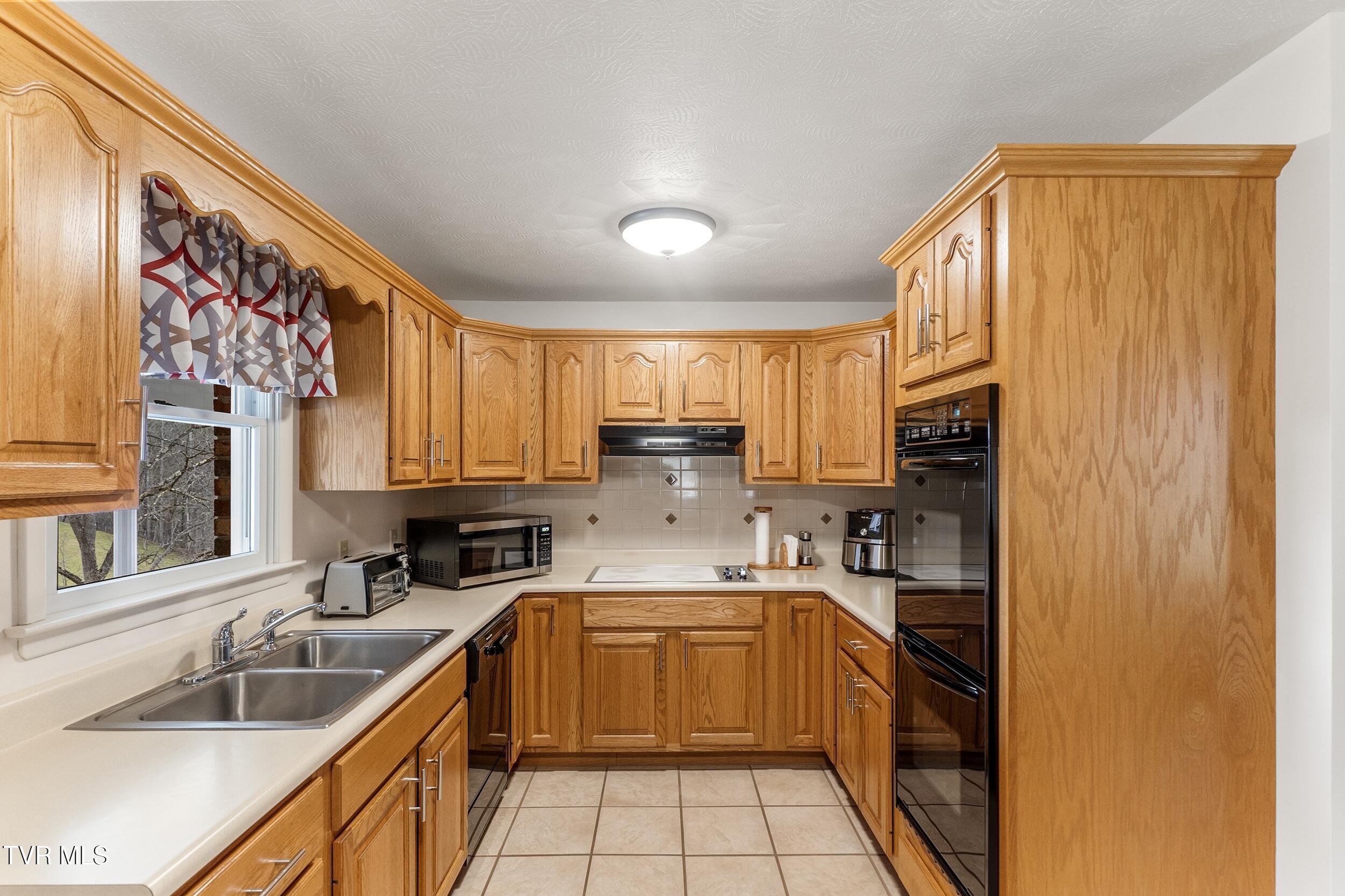 193 Old Barn Road, Clintwood, Virginia image 13
