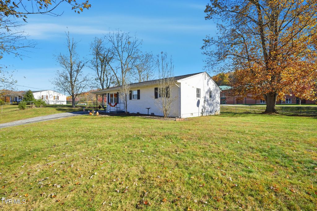 Photo of 4000 Prescott Drive, Johnson City, TN 37601 (MLS # 9987997)