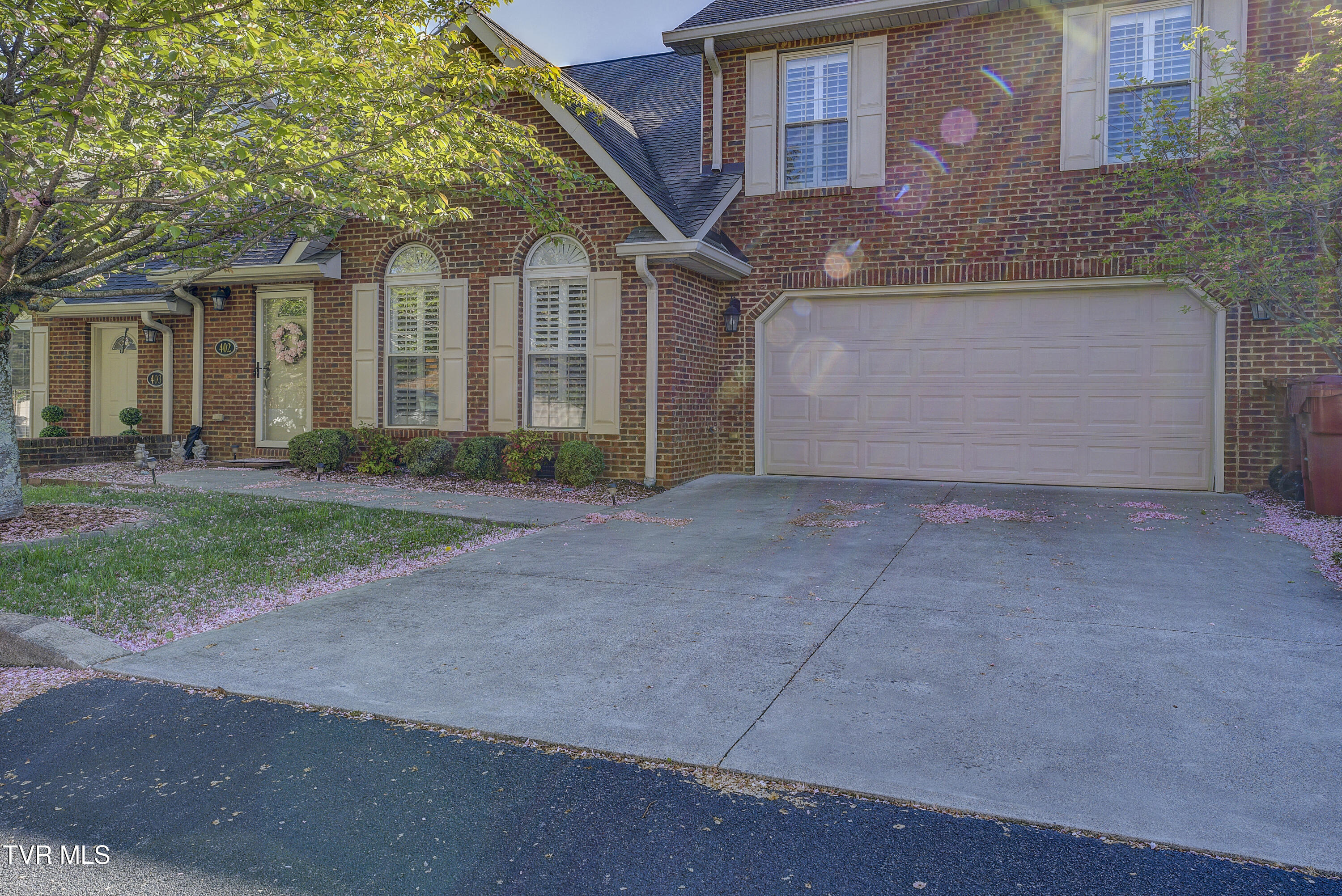 404 Mountain View Road #402, Johnson City, Tennessee image 1