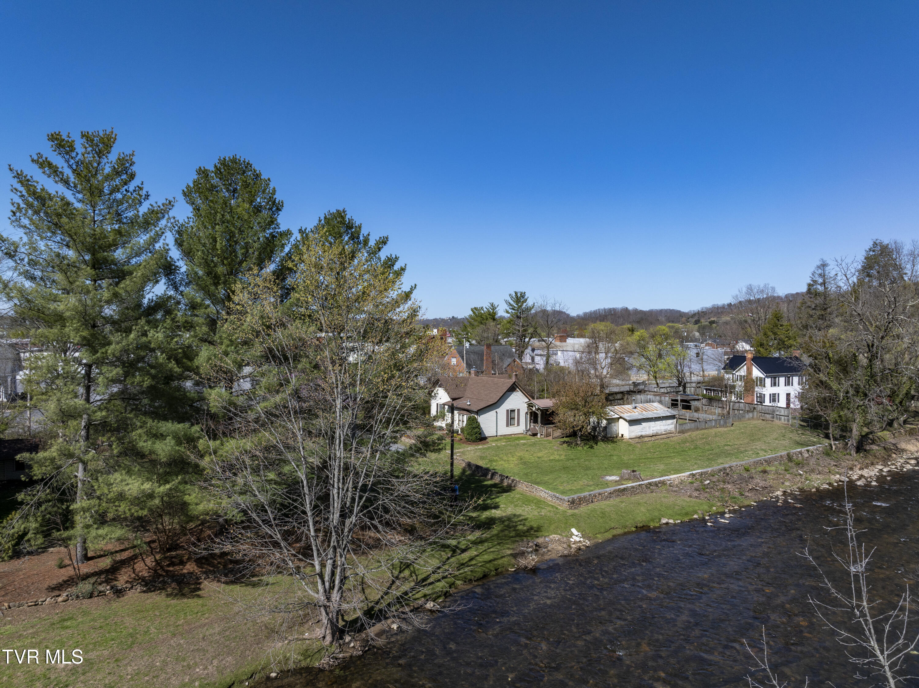 220 Riverside Drive, Elizabethton, Tennessee image 36