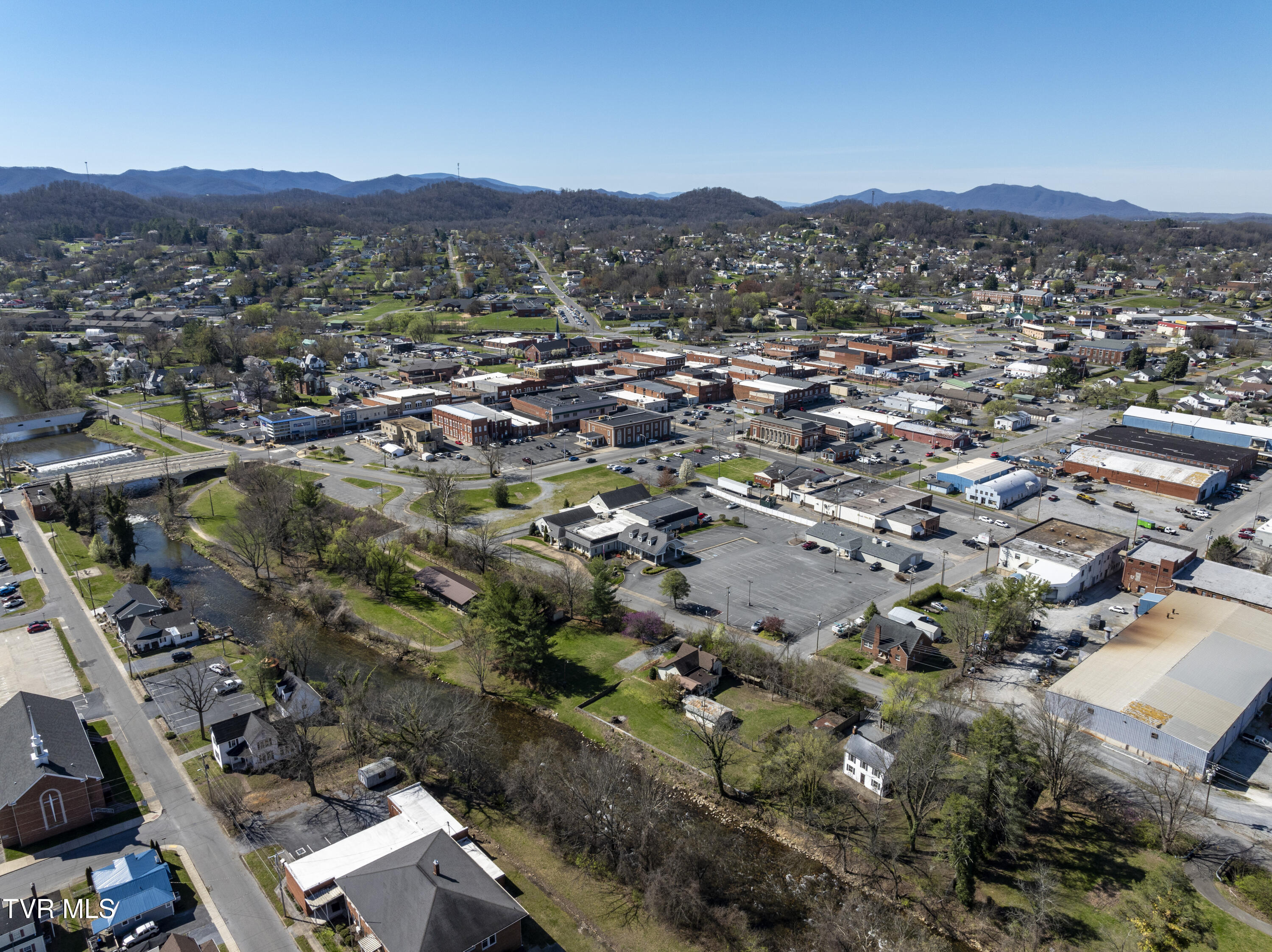 220 Riverside Drive, Elizabethton, Tennessee image 46