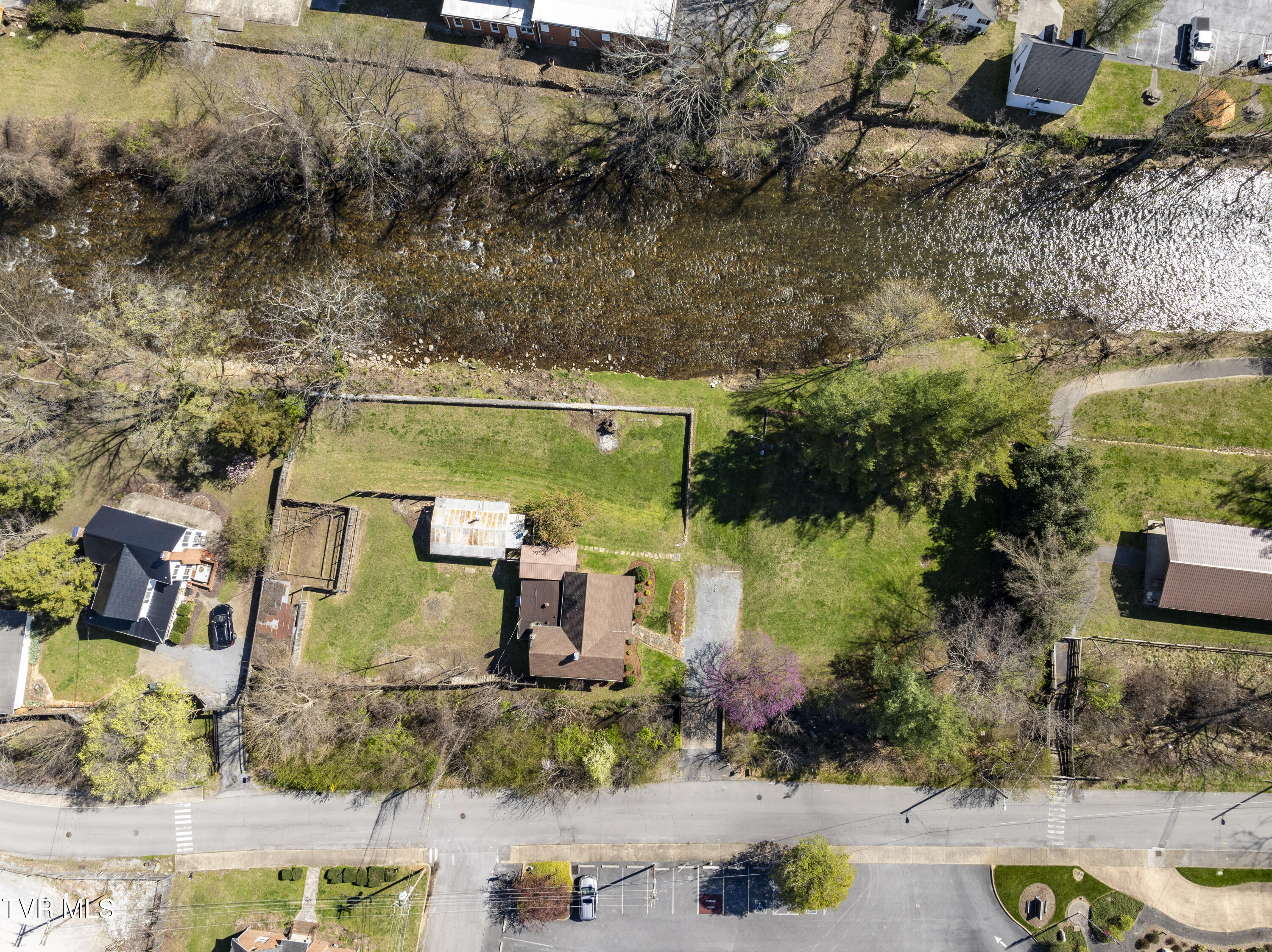 220 Riverside Drive, Elizabethton, Tennessee image 44