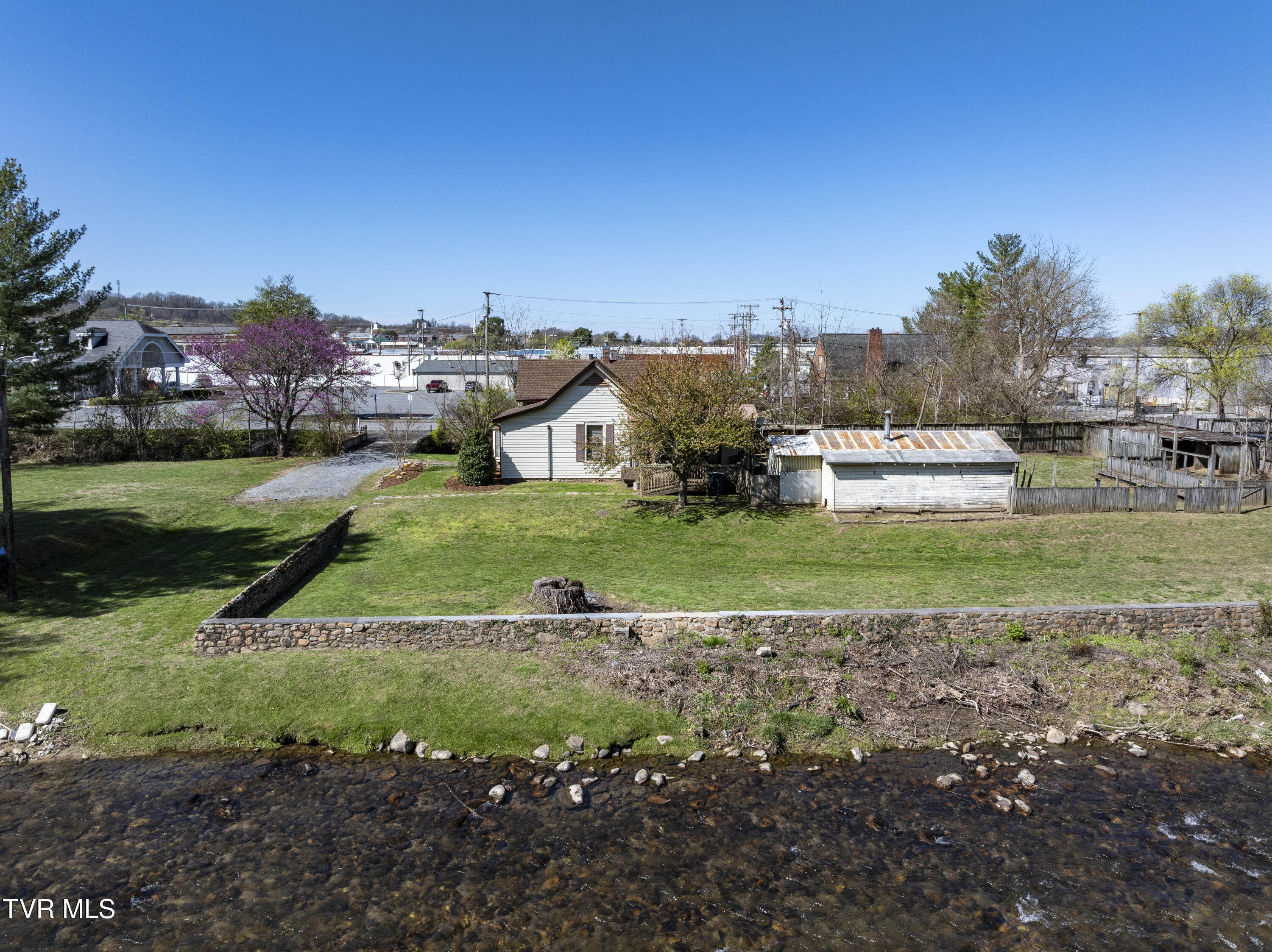 220 Riverside Drive, Elizabethton, Tennessee image 34