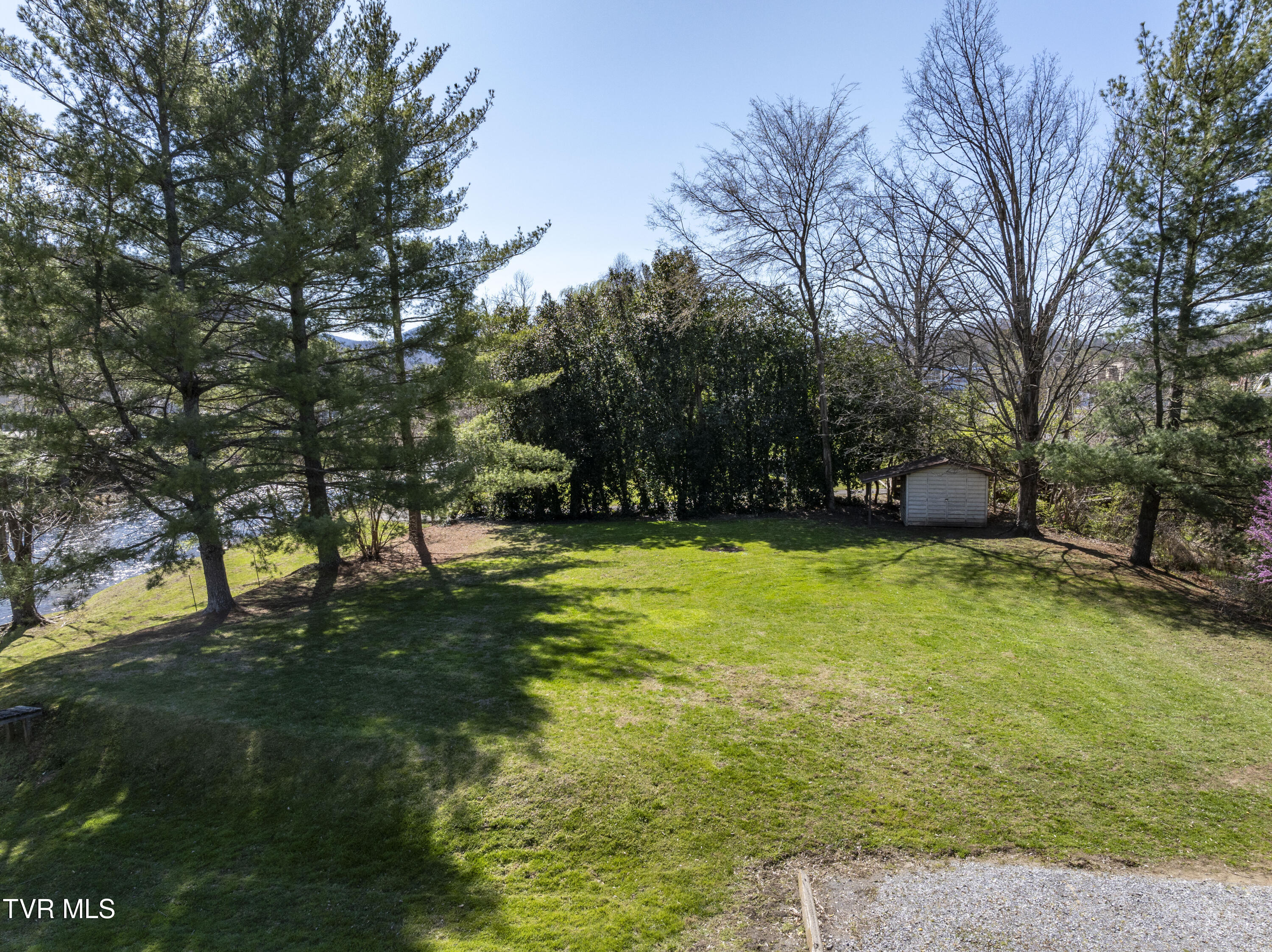 220 Riverside Drive, Elizabethton, Tennessee image 6