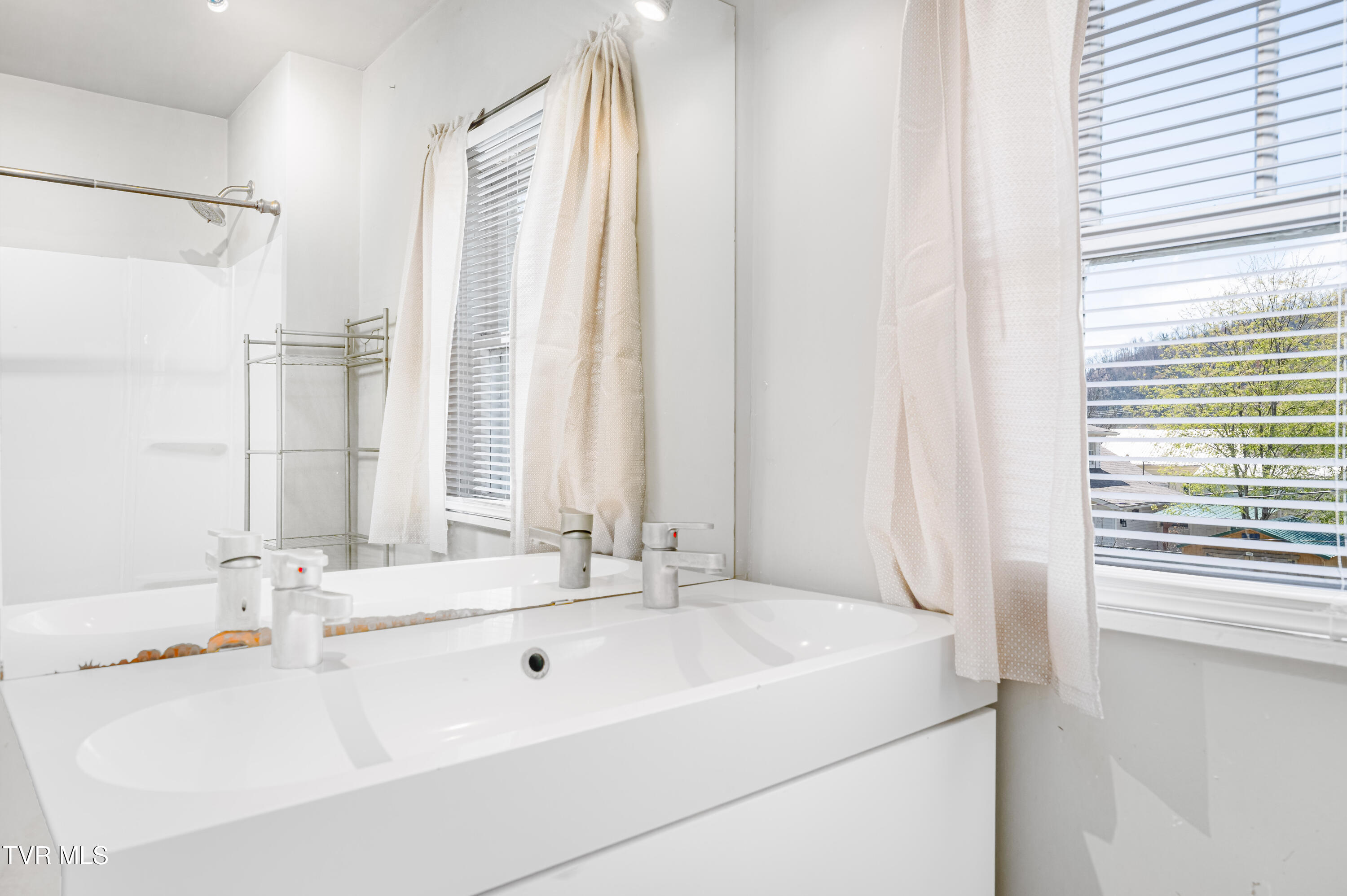 227 Murphey Street, Mountain City, Tennessee image 27