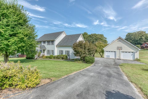 Photo of 905 Katies Way, Johnson City, TN 37615 (MLS # 10000302)