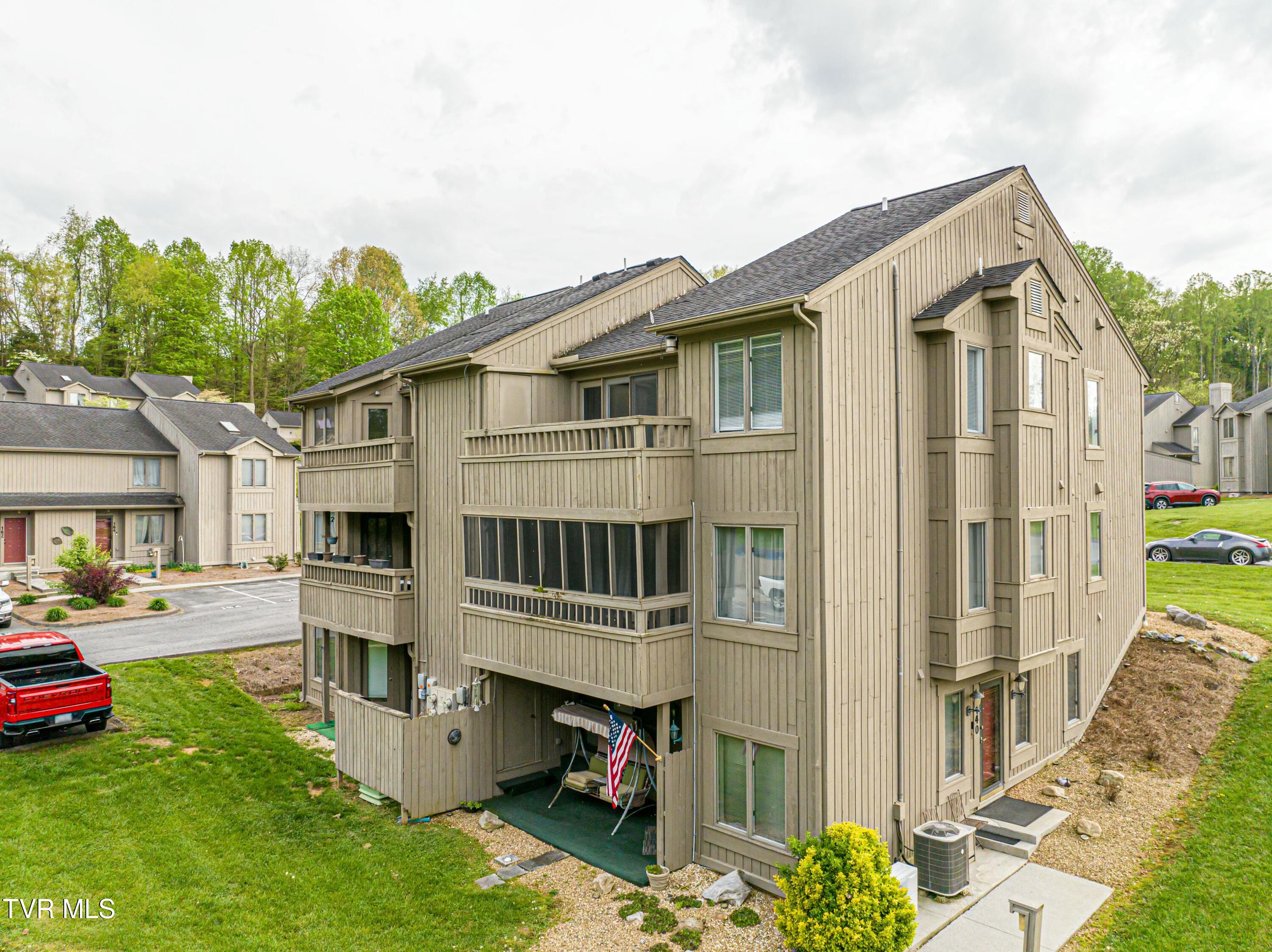 148 Quail Way Way #148, Bristol, Virginia image 6