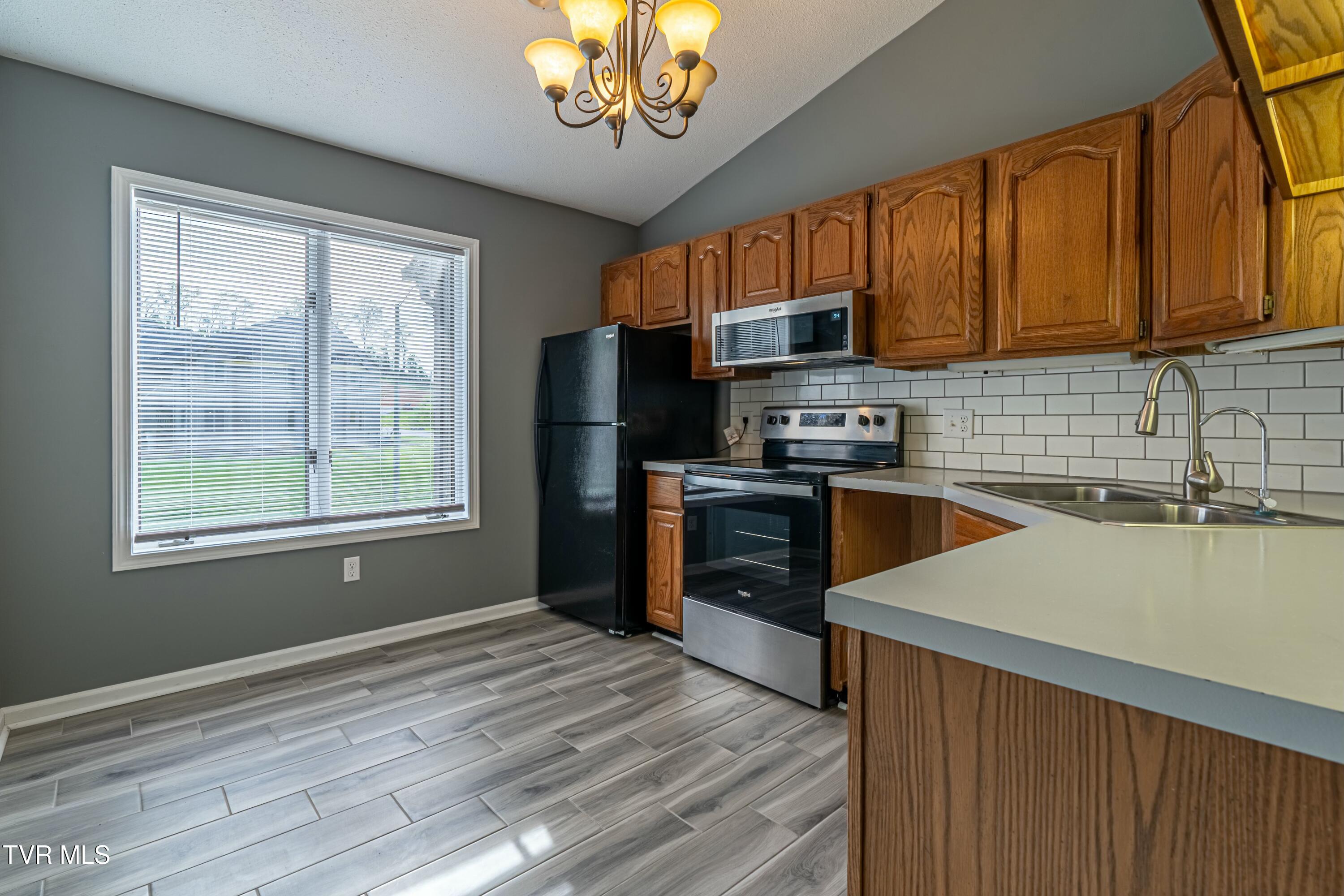 148 Quail Way Way #148, Bristol, Virginia image 24