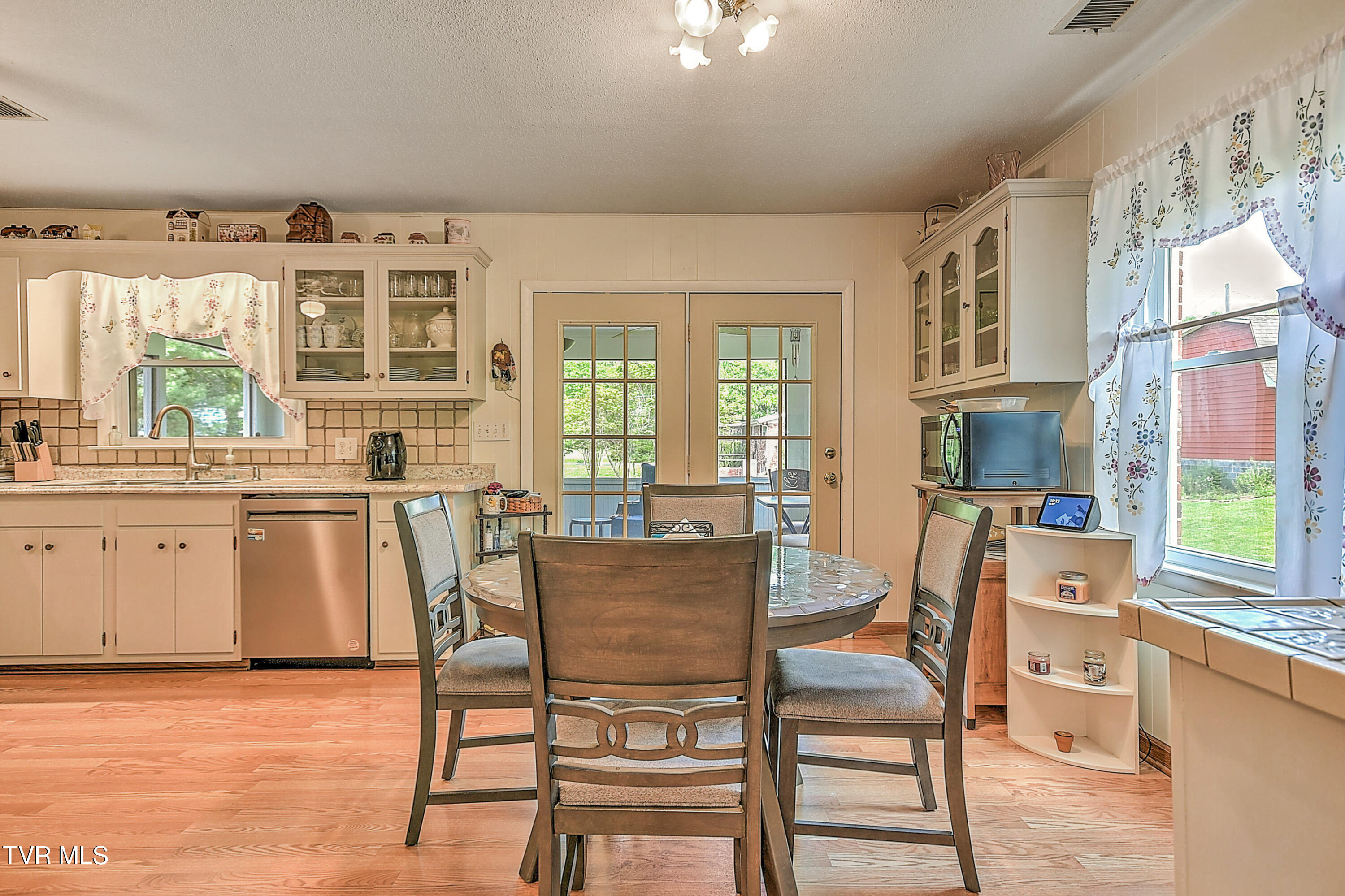 612 Colonial Heights Road, Kingsport, Tennessee image 14