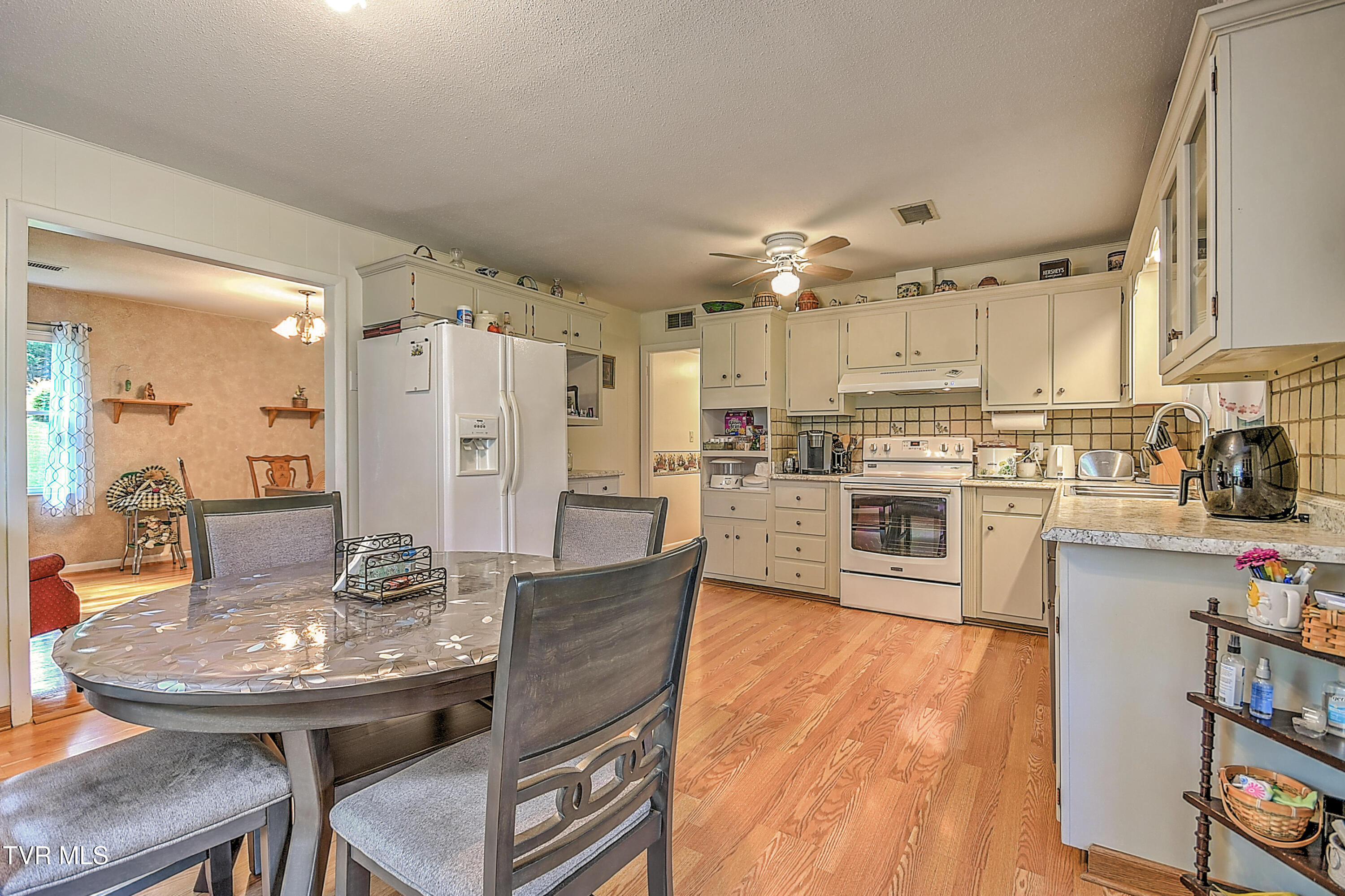 612 Colonial Heights Road, Kingsport, Tennessee image 13