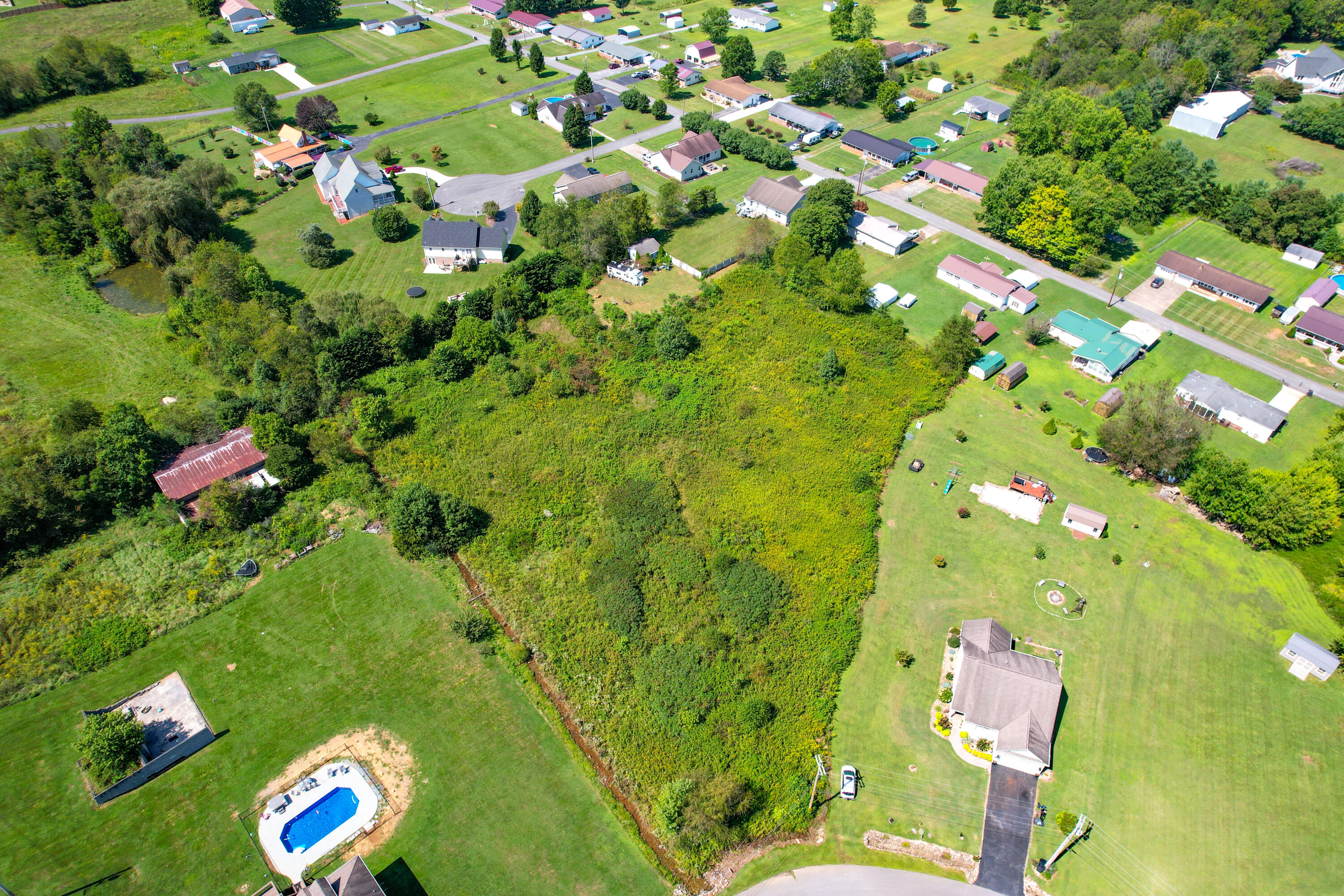 414 Brookside Drive, Elizabethton, Tennessee image 11