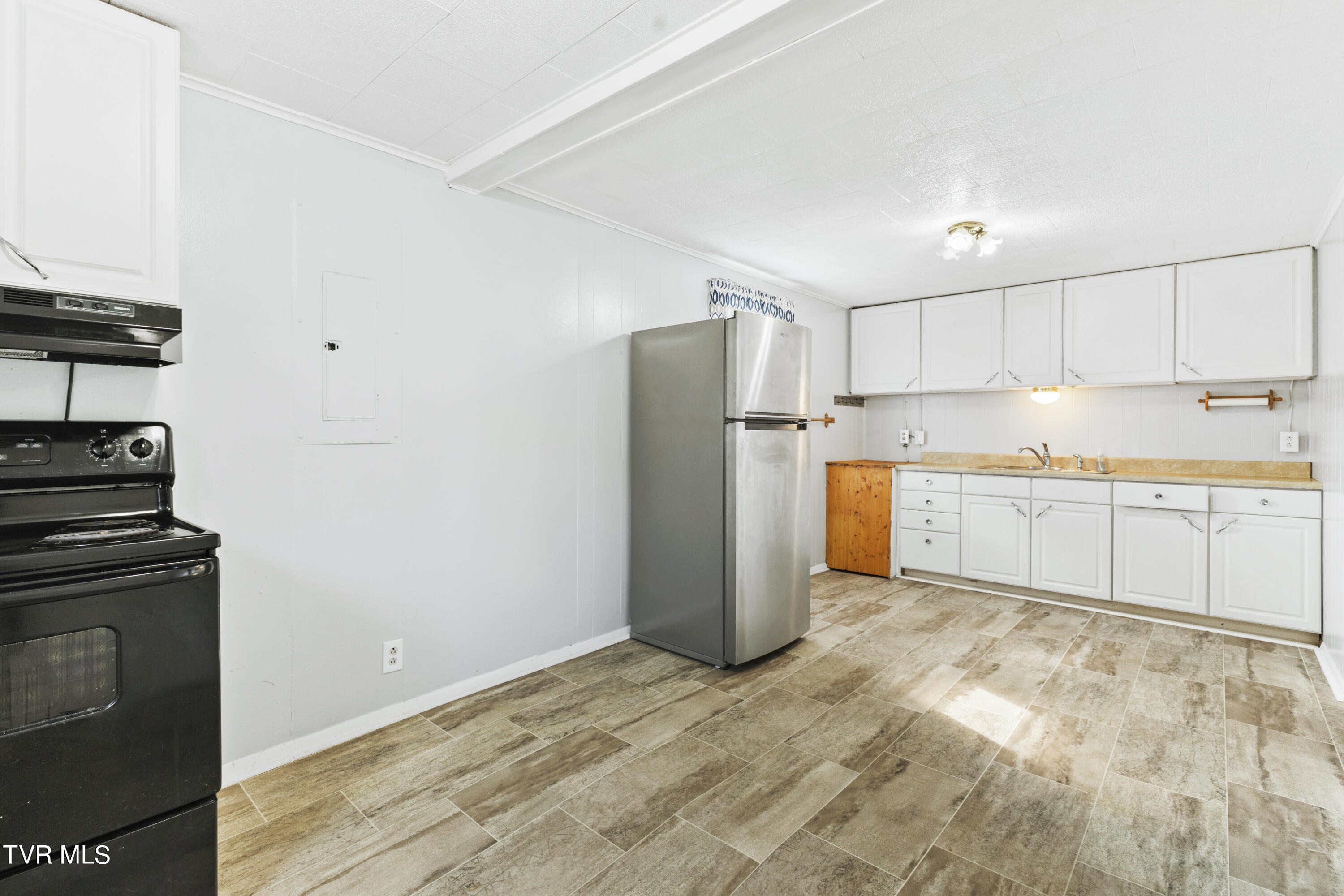 431 Bay Street, Mount Carmel, Tennessee image 7