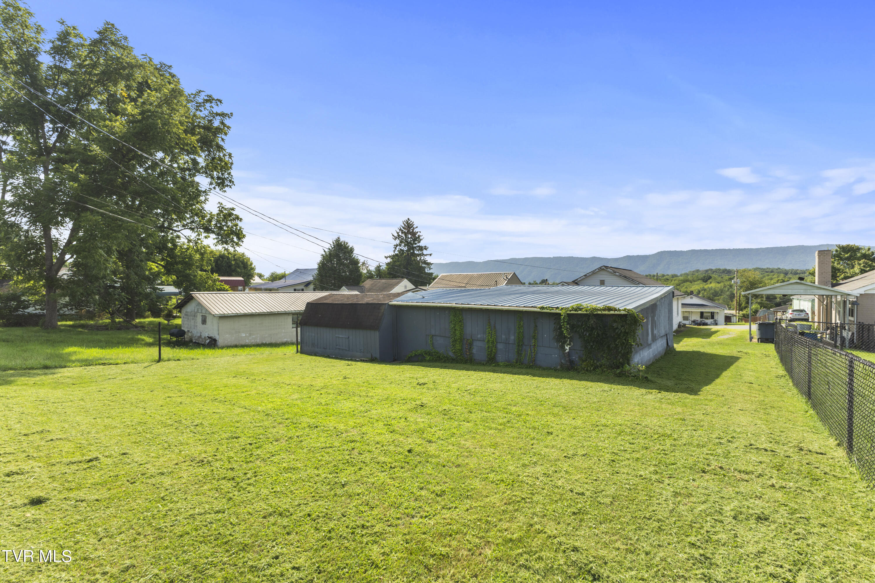 431 Bay Street, Mount Carmel, Tennessee image 33