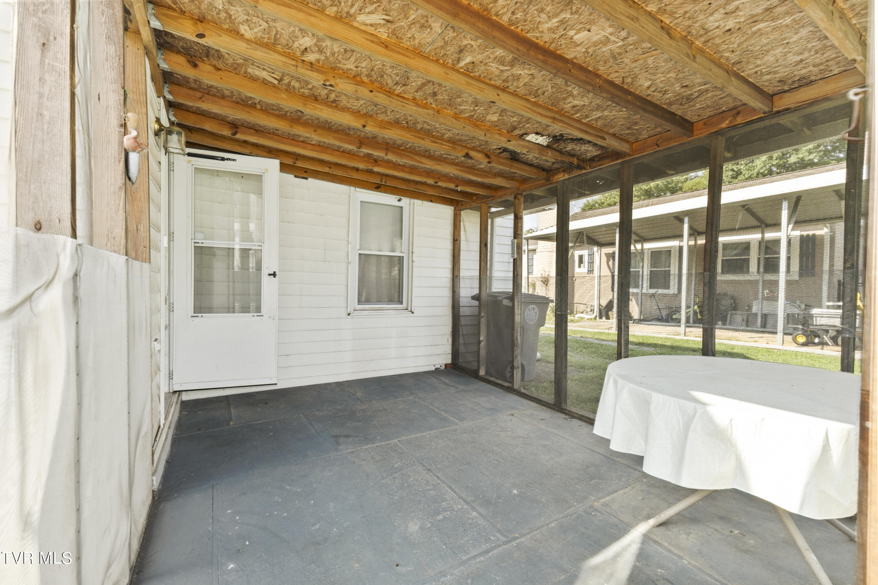 431 Bay Street, Mount Carmel, Tennessee image 4