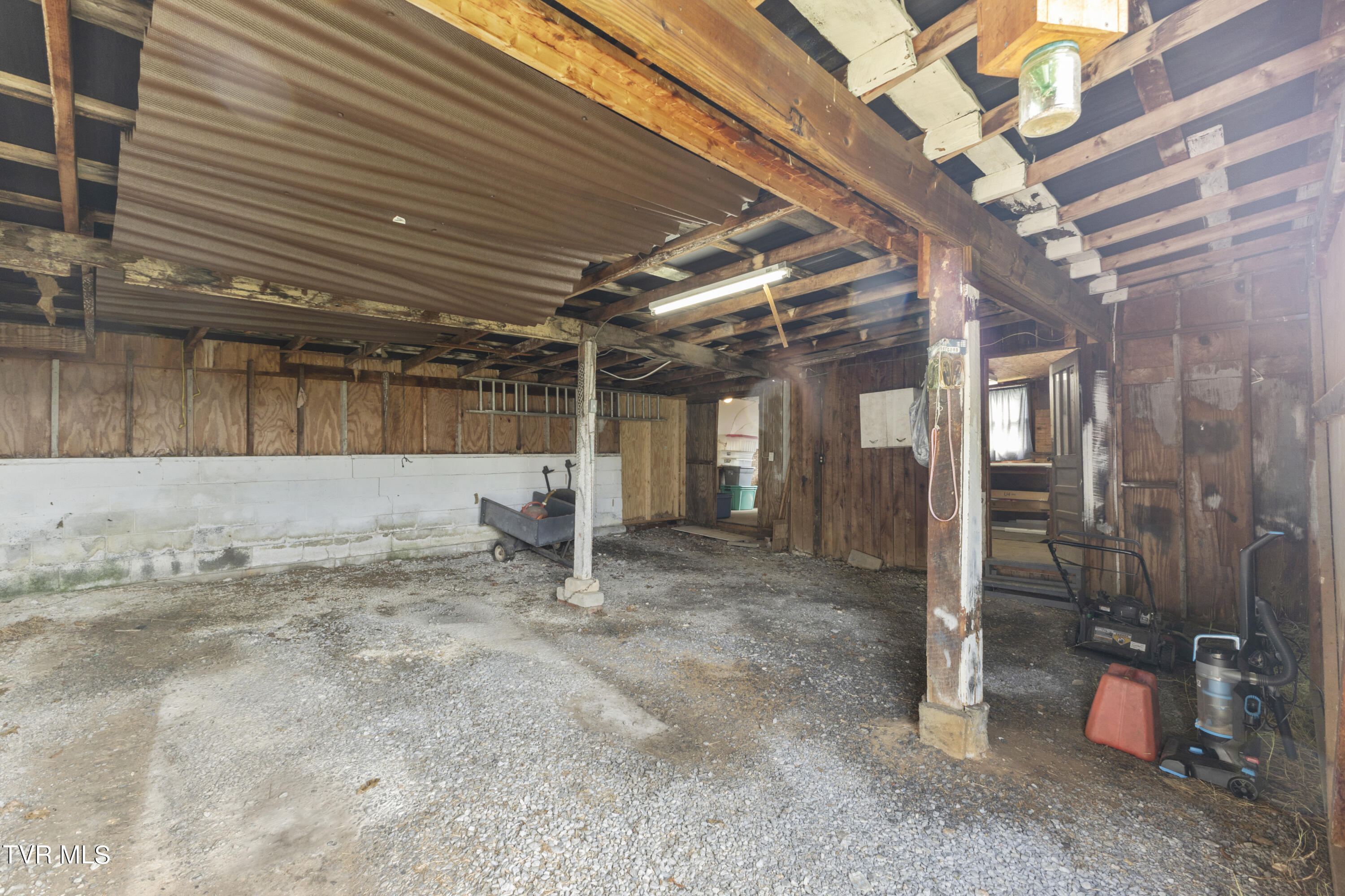 431 Bay Street, Mount Carmel, Tennessee image 24