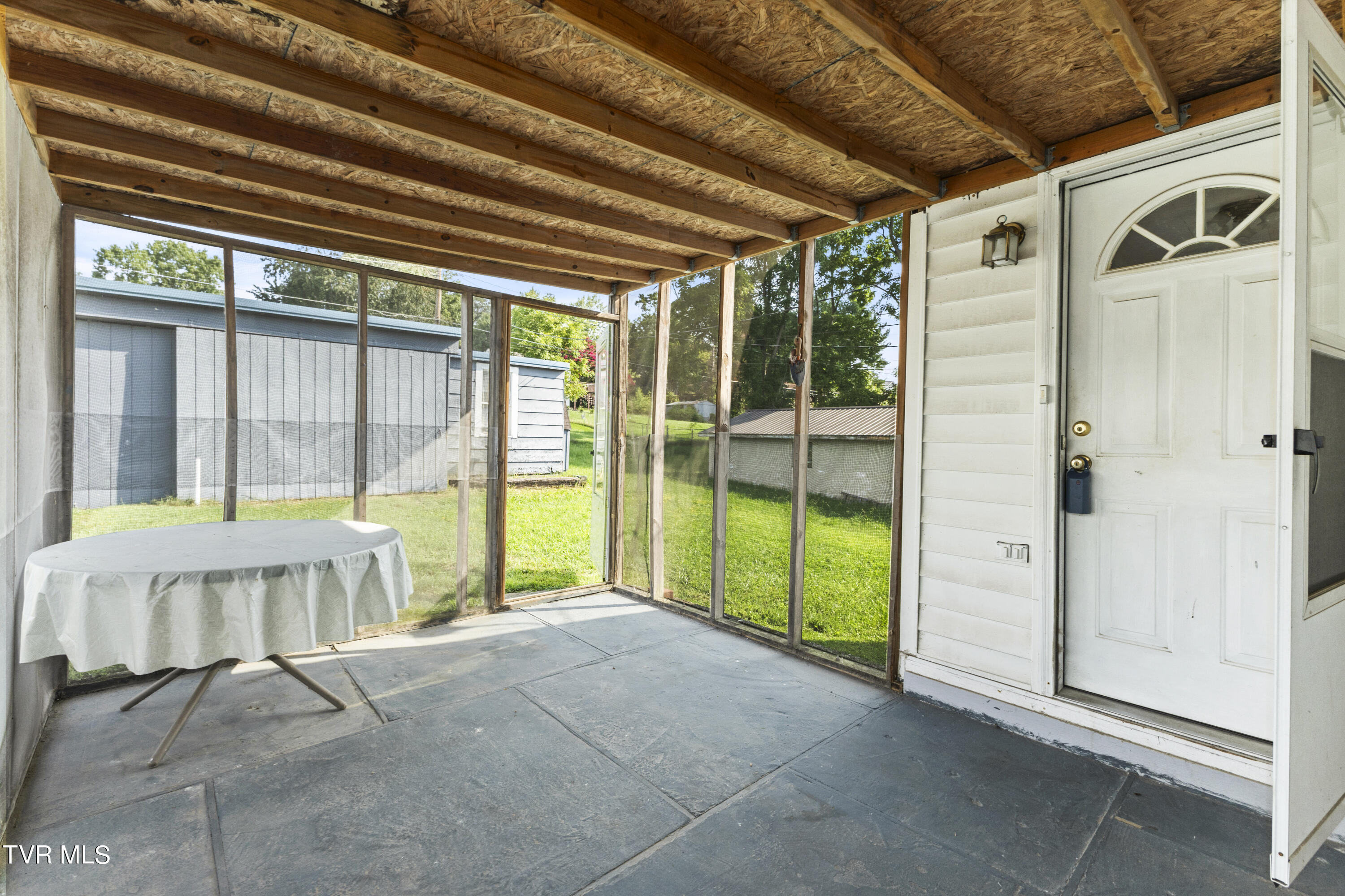 431 Bay Street, Mount Carmel, Tennessee image 5
