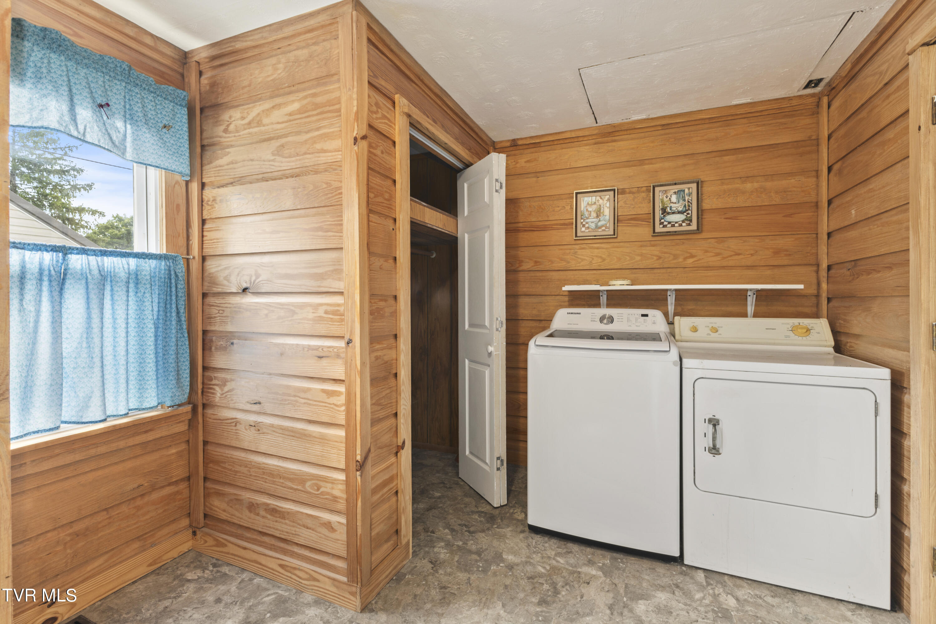431 Bay Street, Mount Carmel, Tennessee image 18